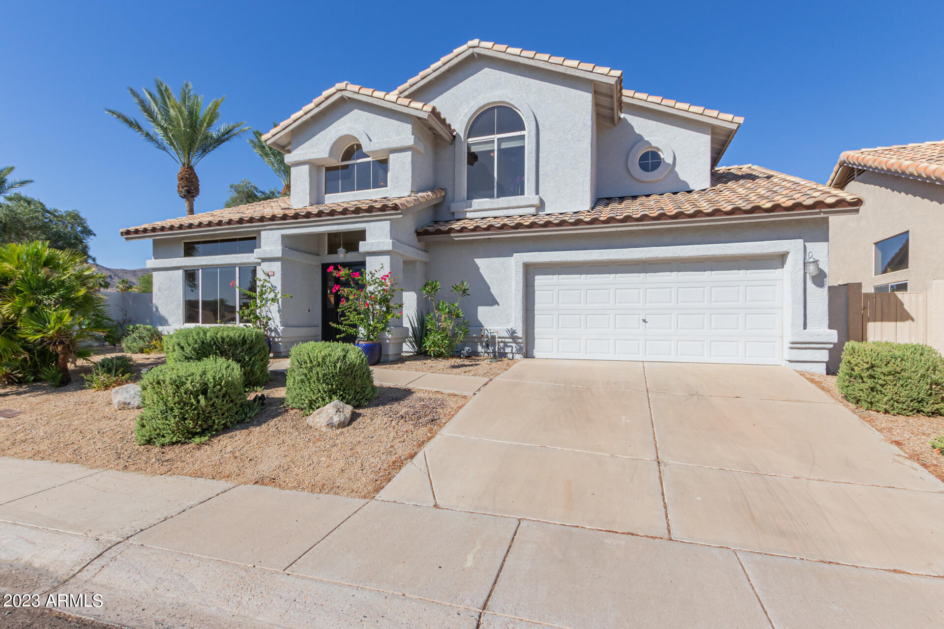 1304 E WILDWOOD Drive