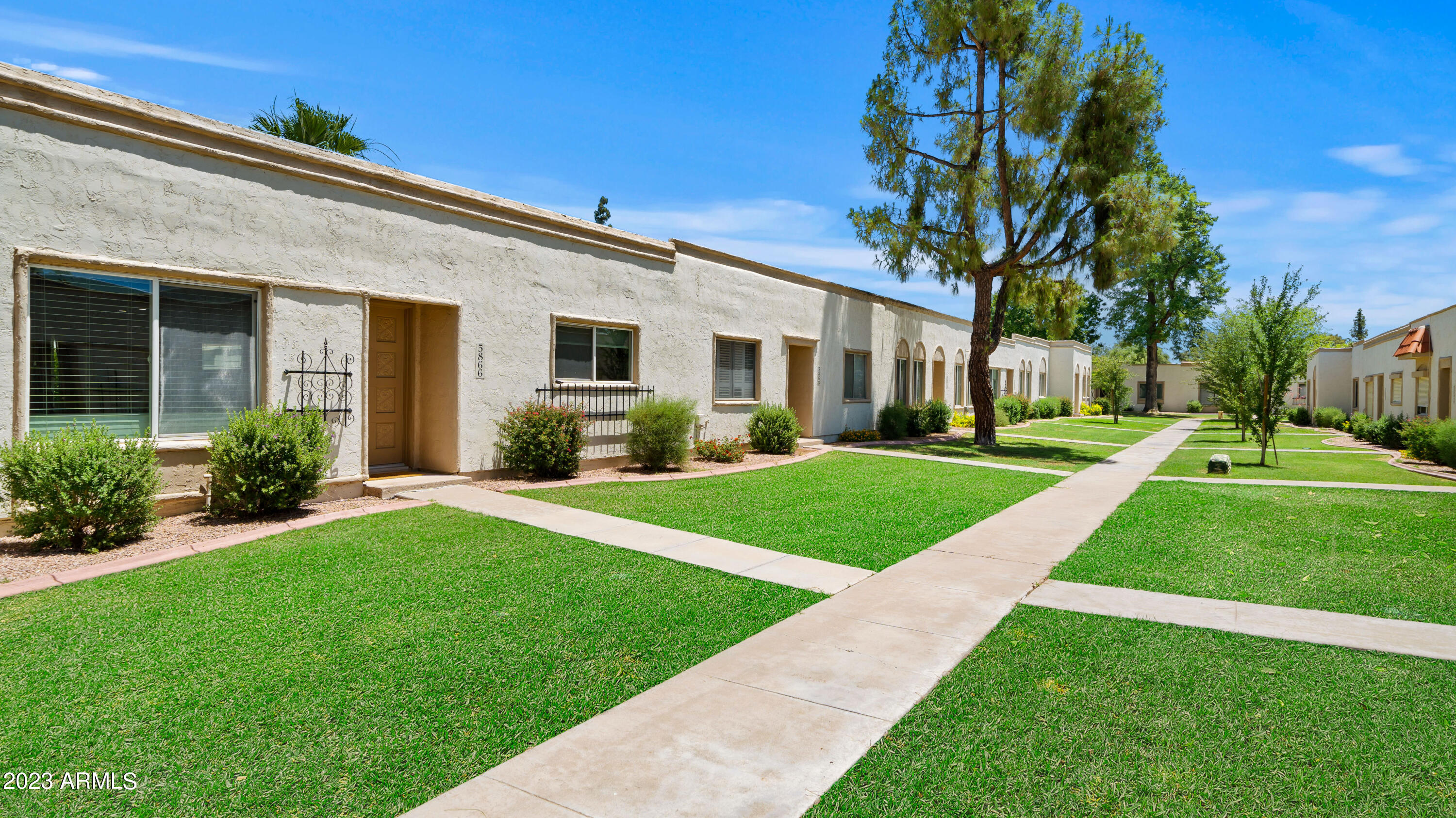 5866 N 83RD Street