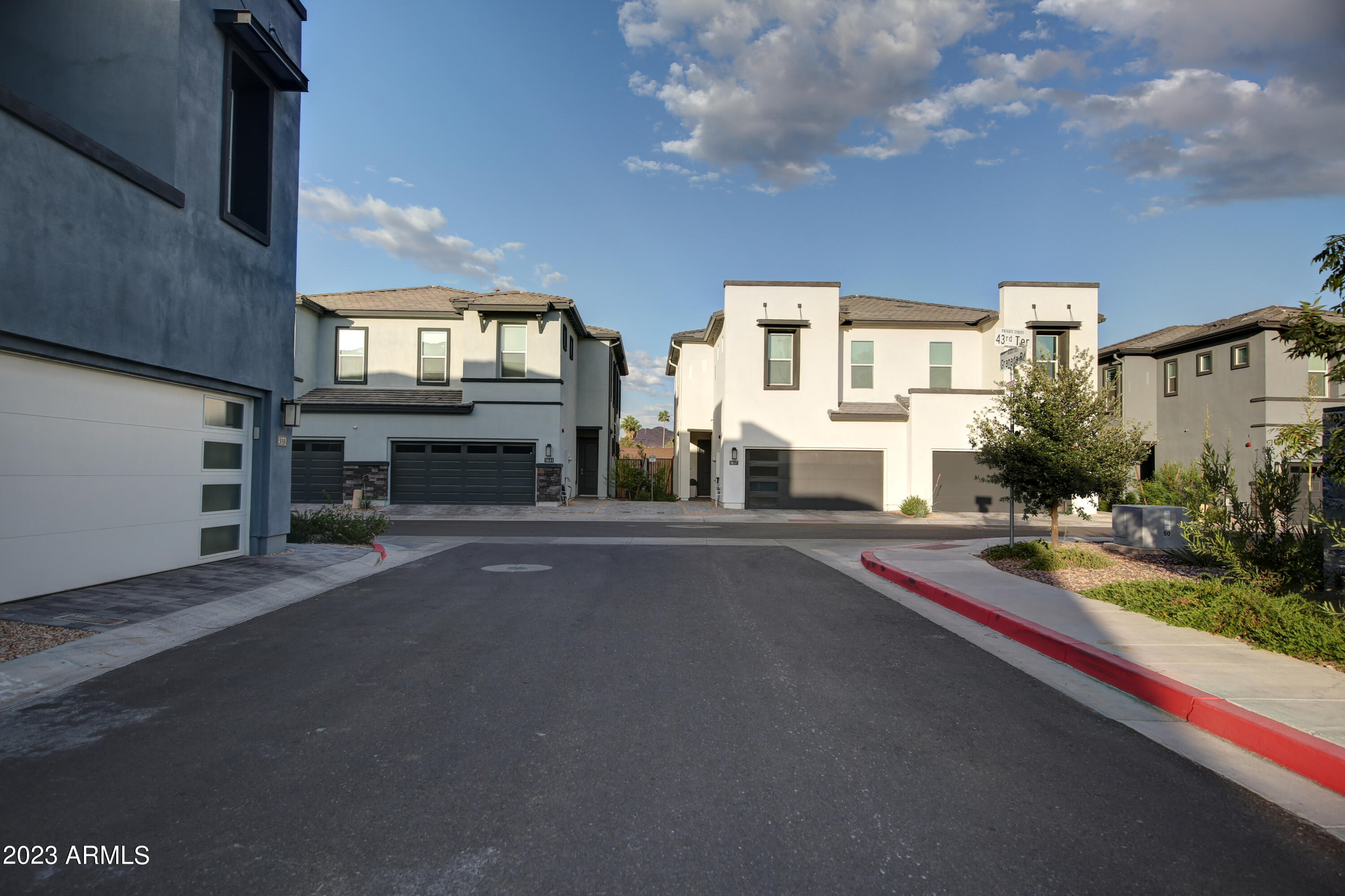 1837 N 43RD Terrace