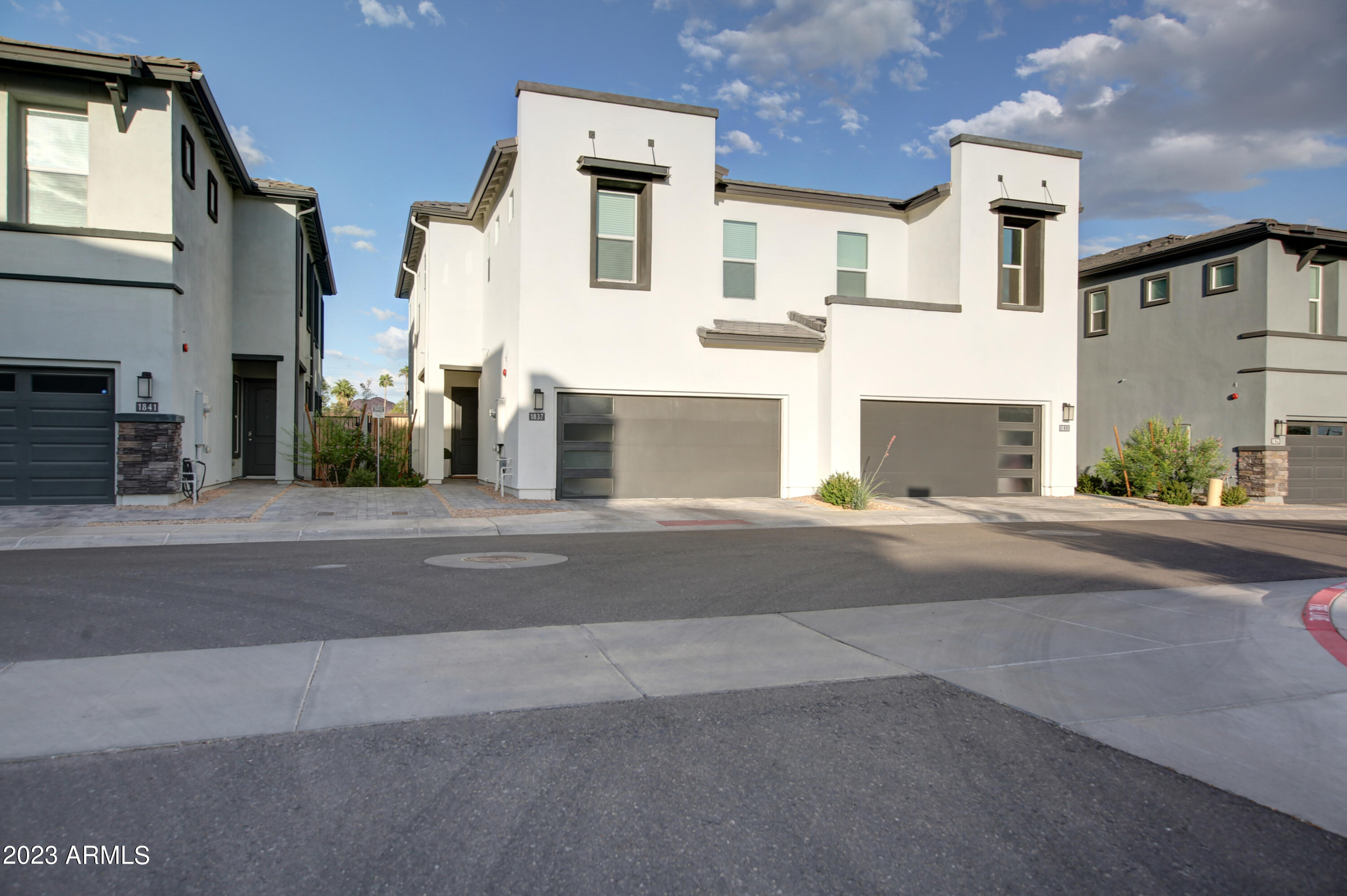1837 N 43RD Terrace
