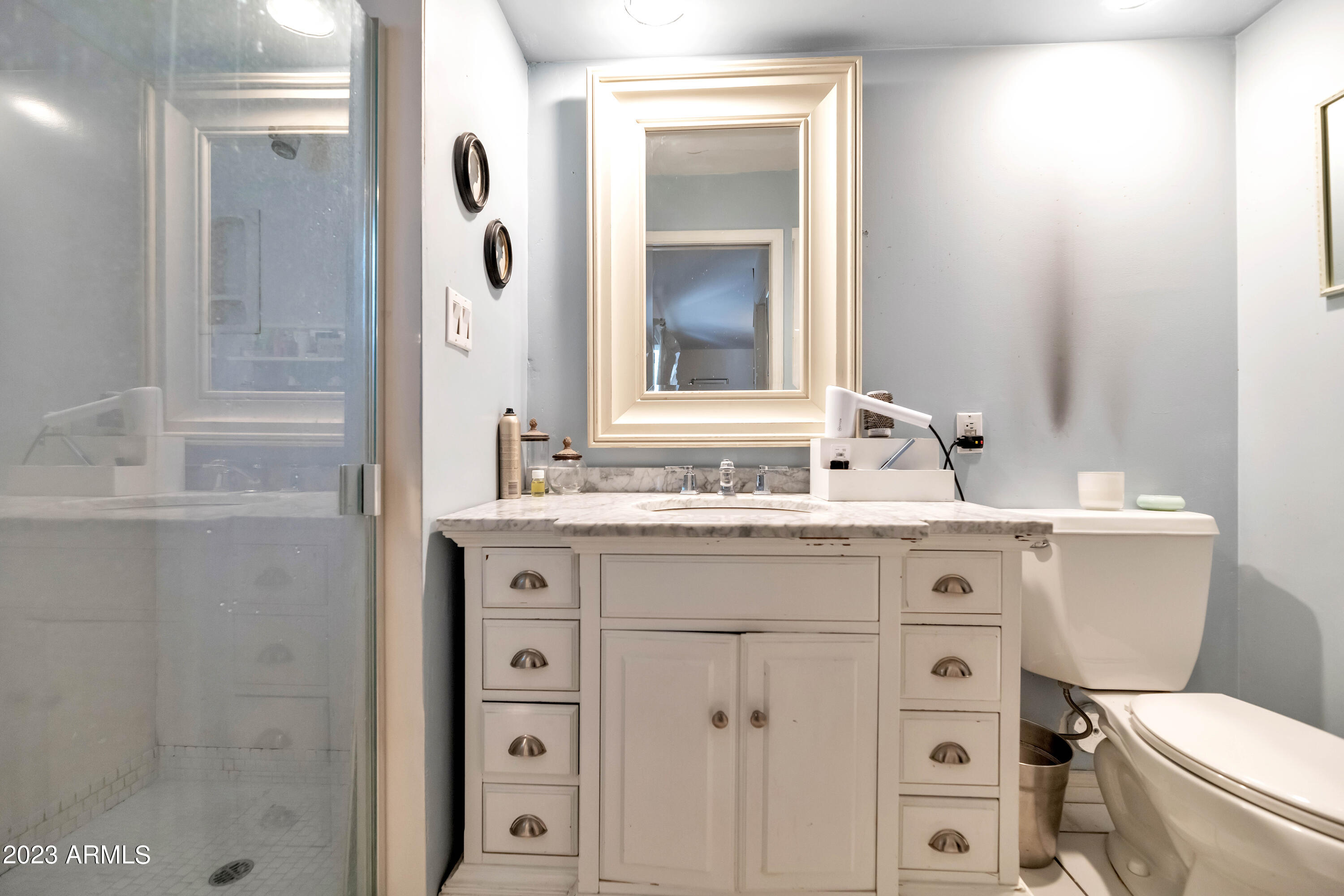 6015 E CALLE DEL MEDIA --