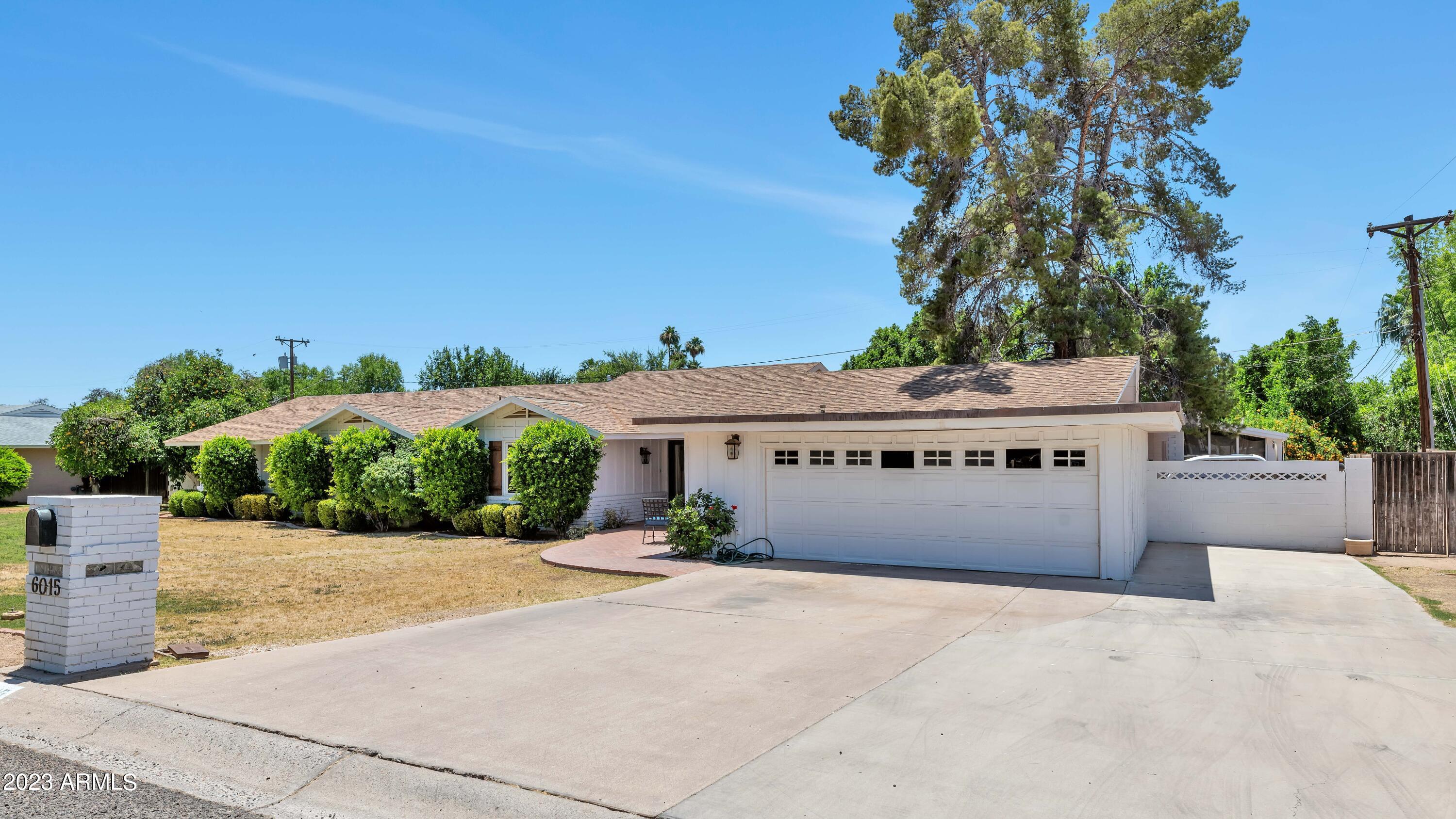 6015 E CALLE DEL MEDIA --