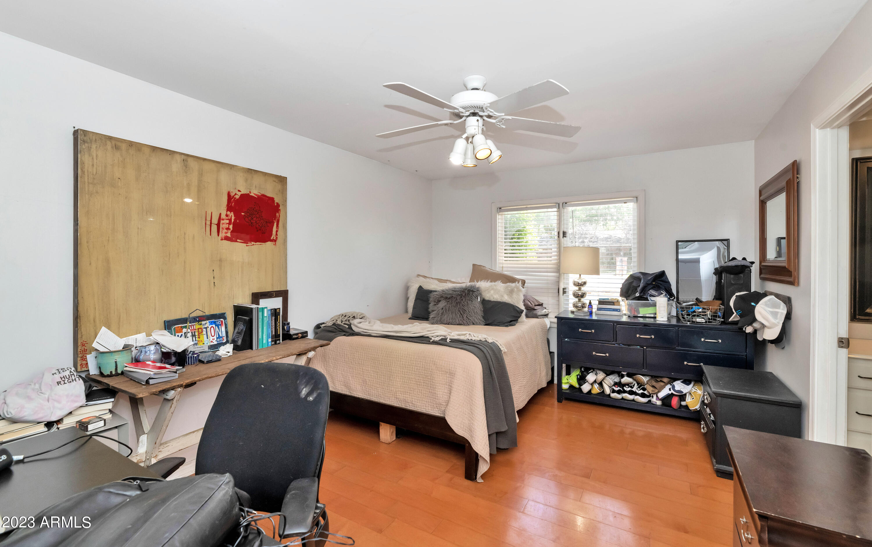 6015 E CALLE DEL MEDIA --