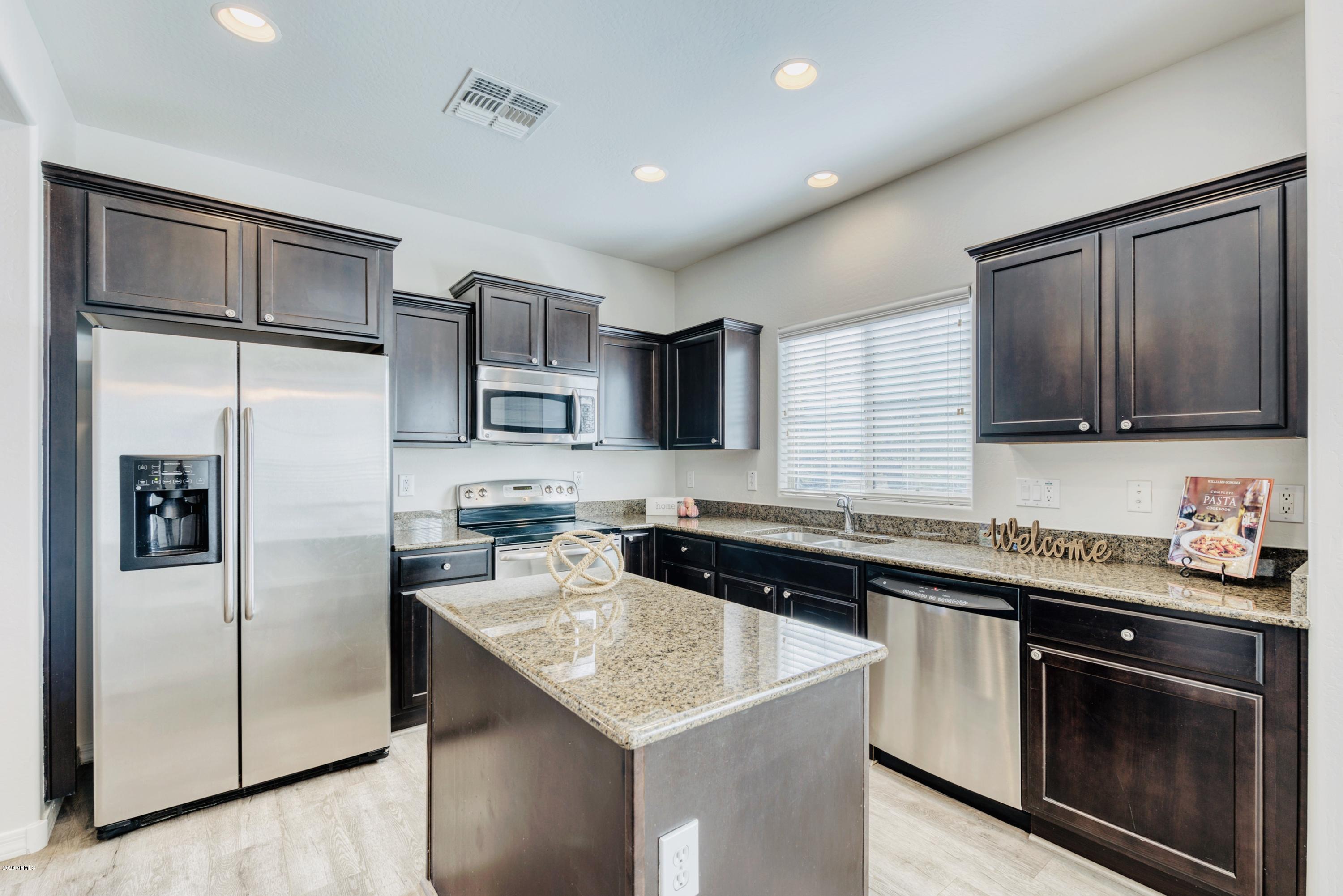21130 N 36TH Place