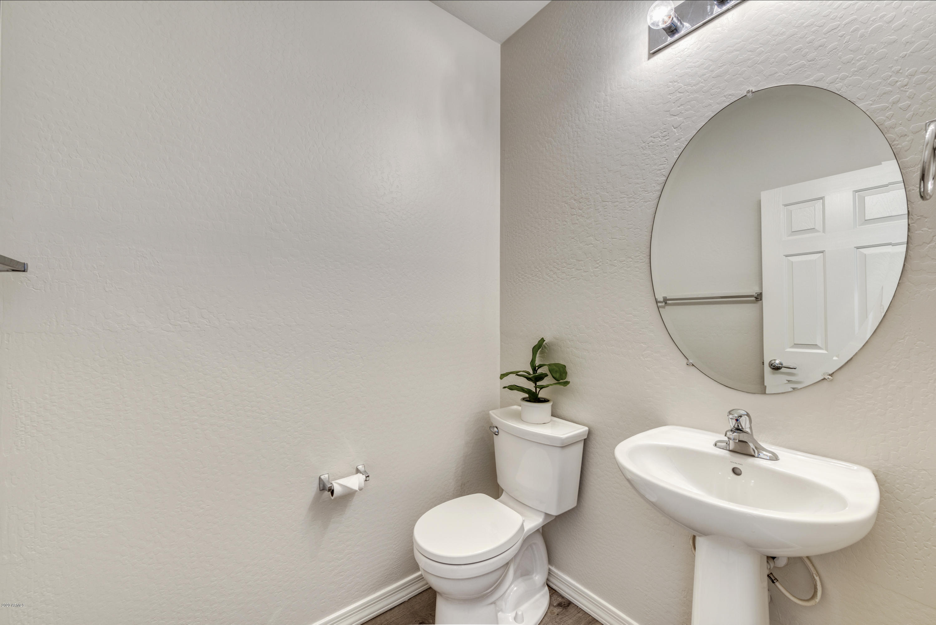 21130 N 36TH Place