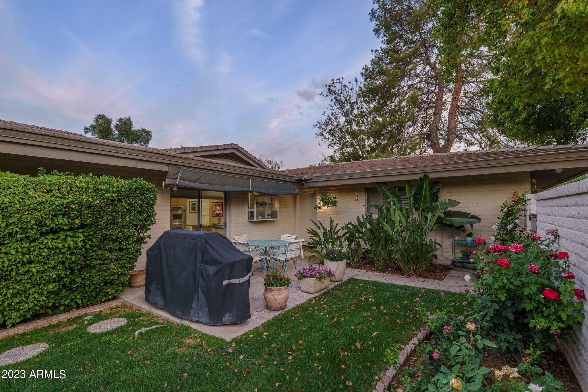 6516 E MAVERICK Road