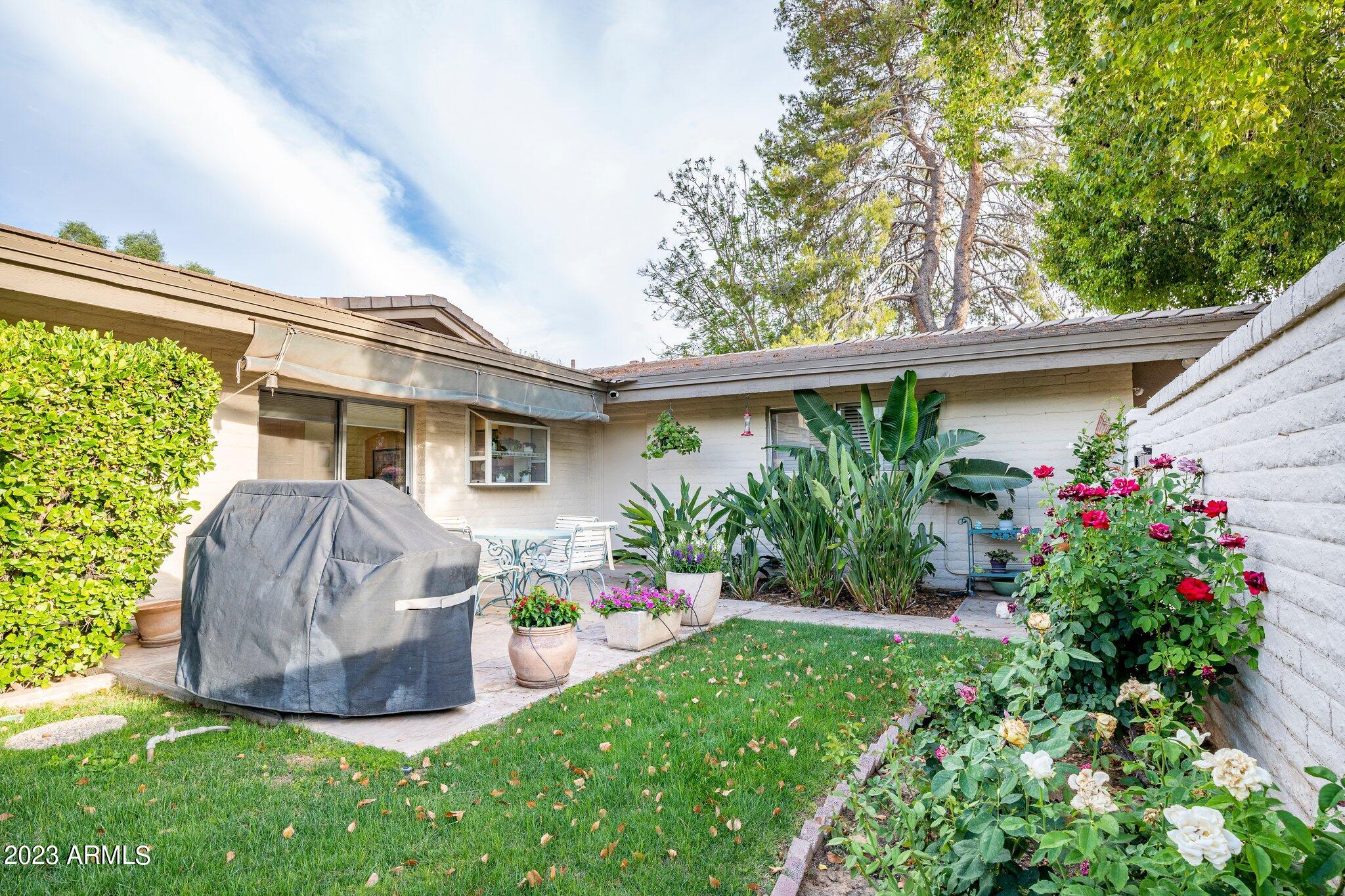 6516 E MAVERICK Road