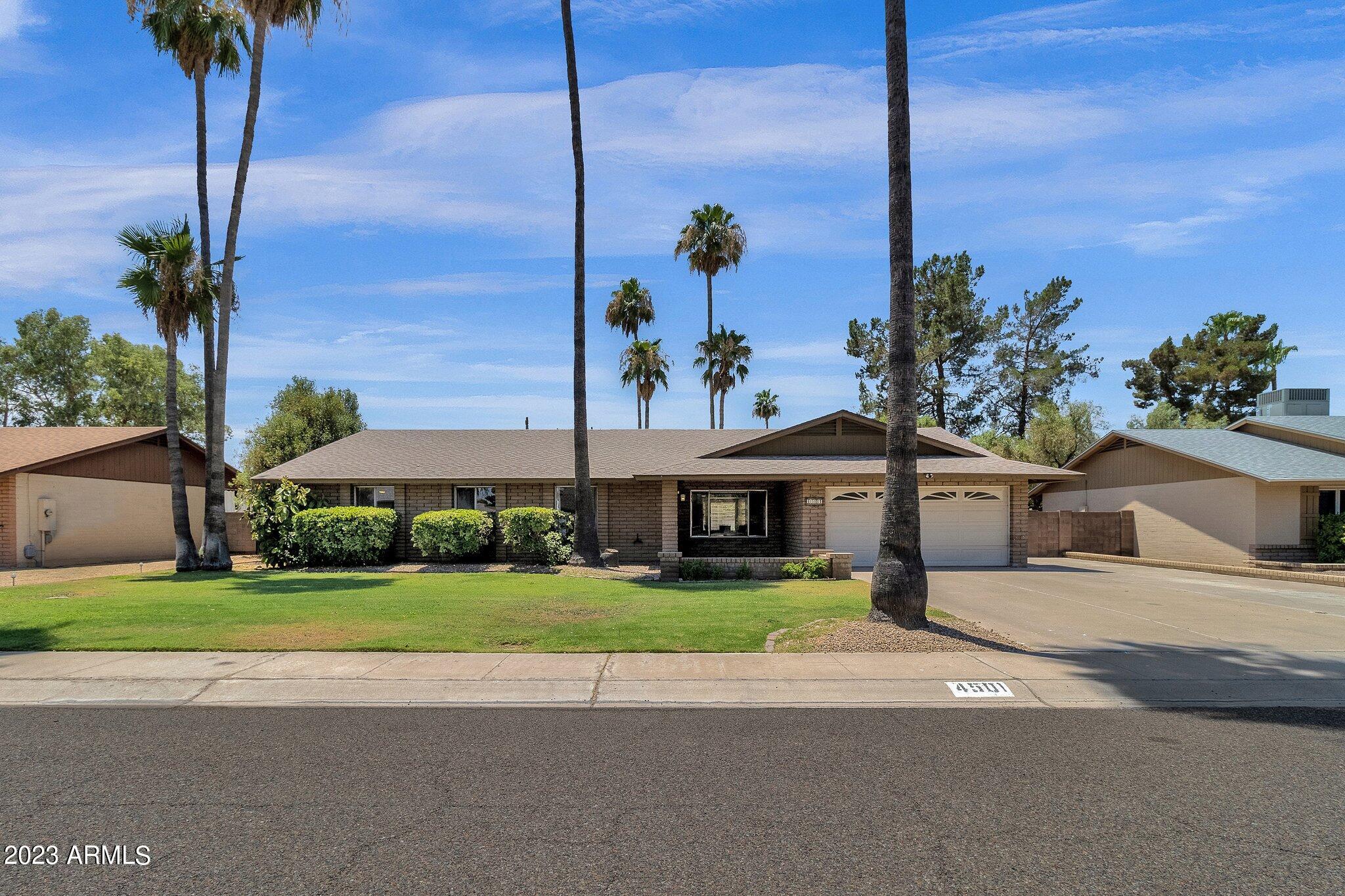 4501 E KELTON Lane