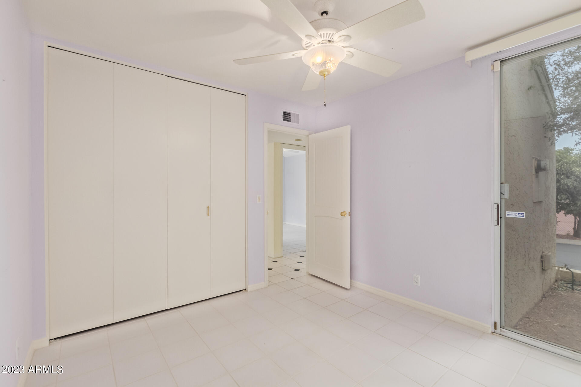 8101 N CENTRAL Avenue Unit: 3