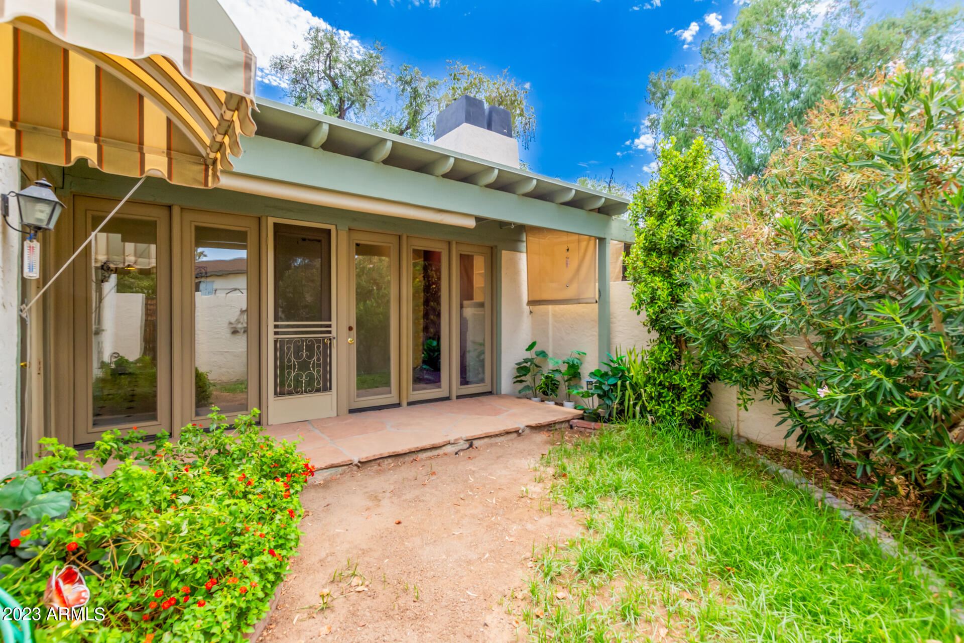 8101 N CENTRAL Avenue Unit: 3