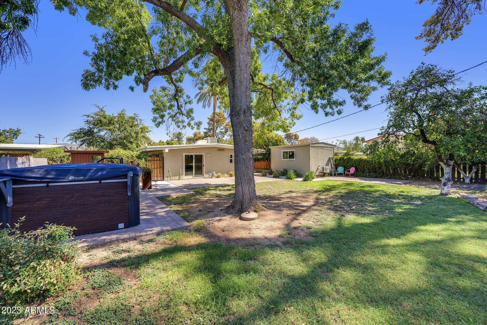 1419 E Rancho Drive