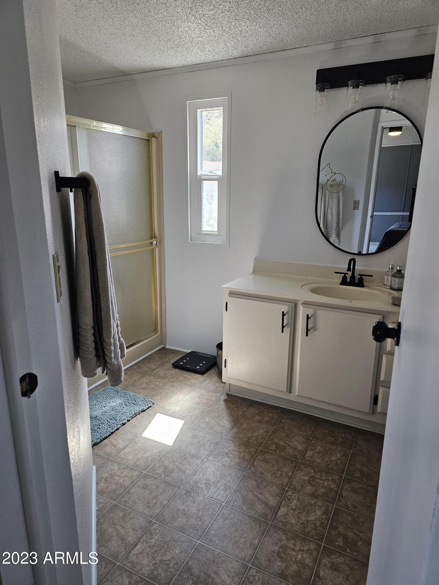 2233 E Behrend Drive Unit: 197