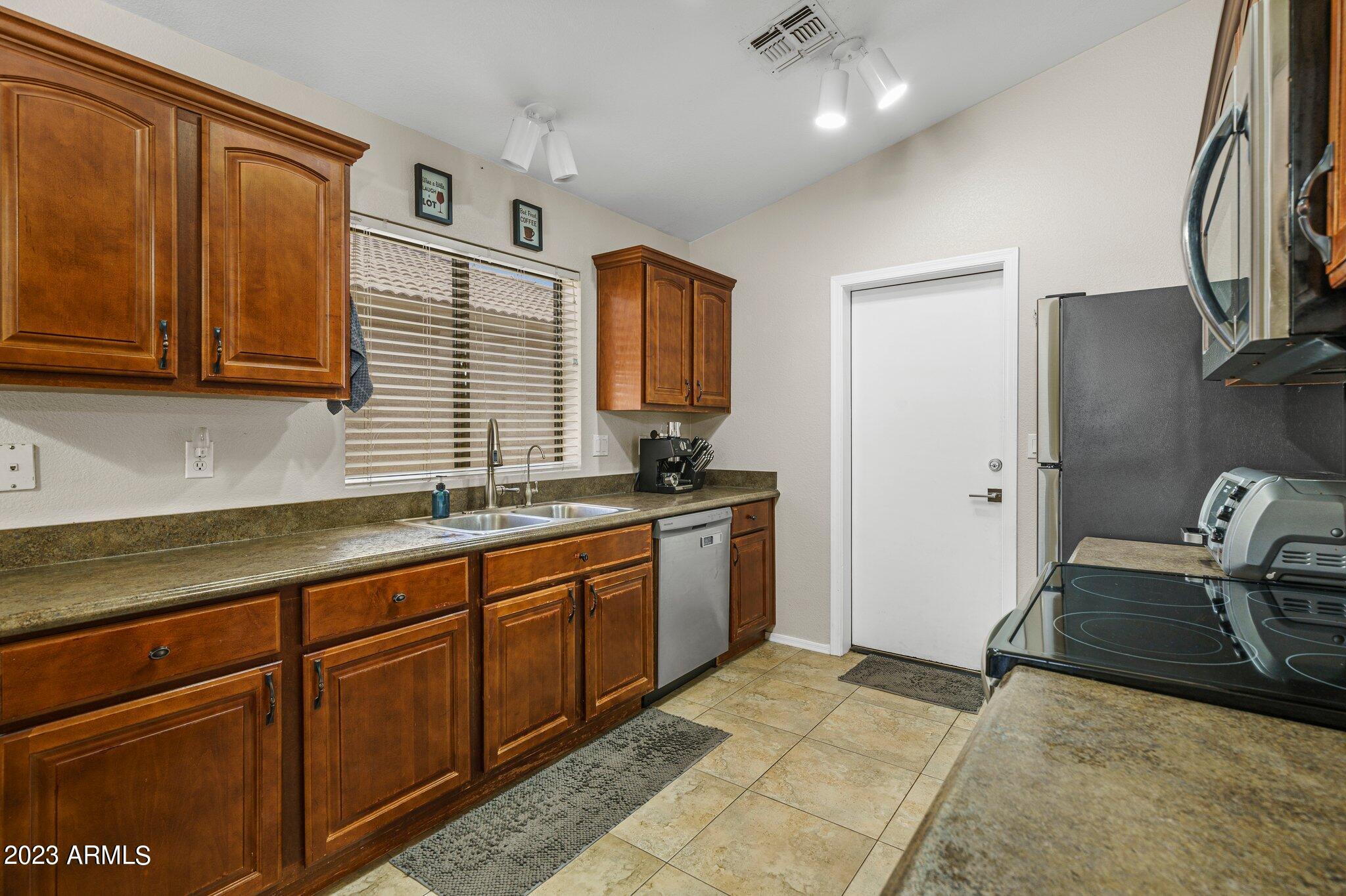 20216 N 34TH Place