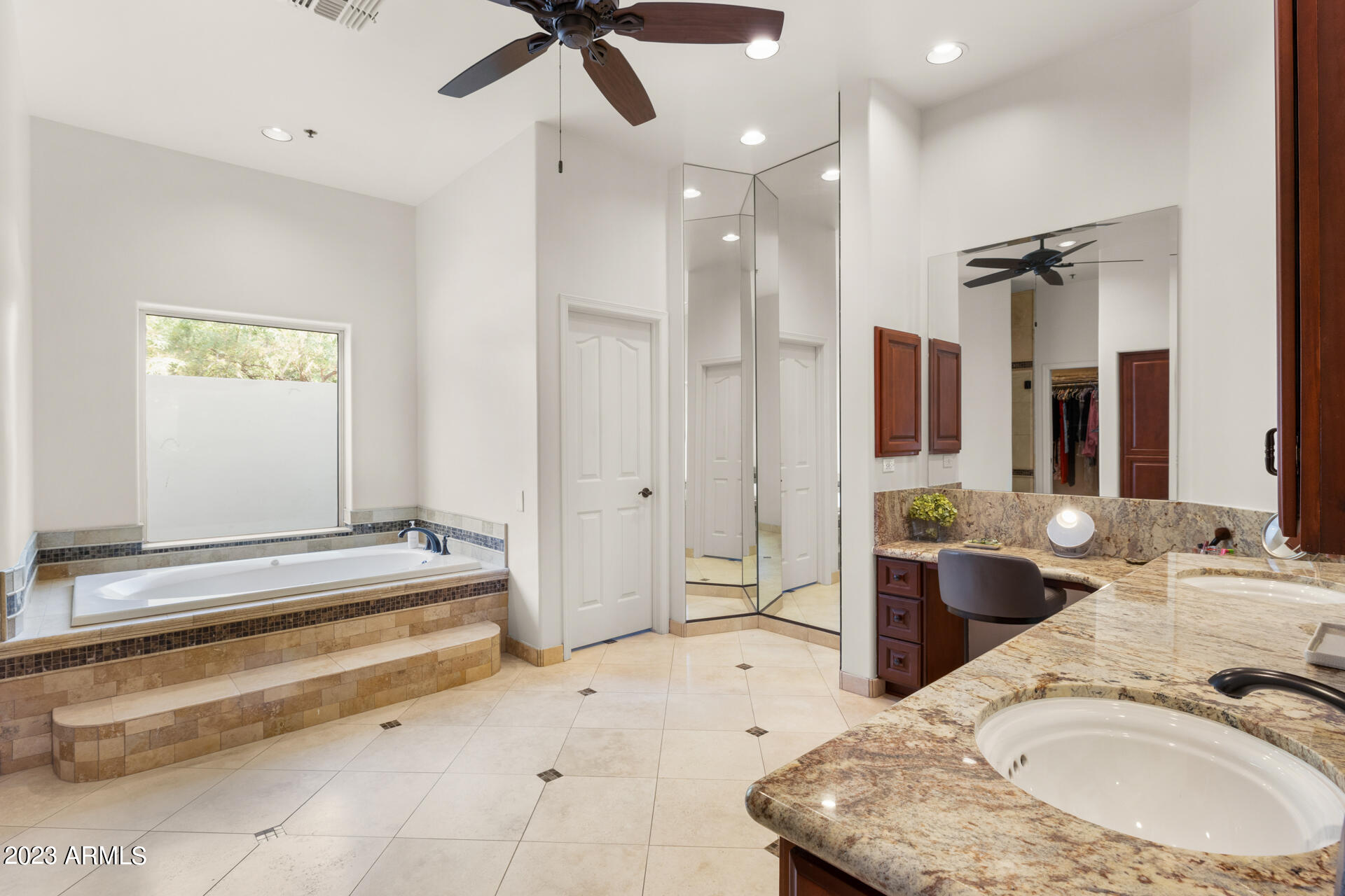 8532 E ASTER Drive