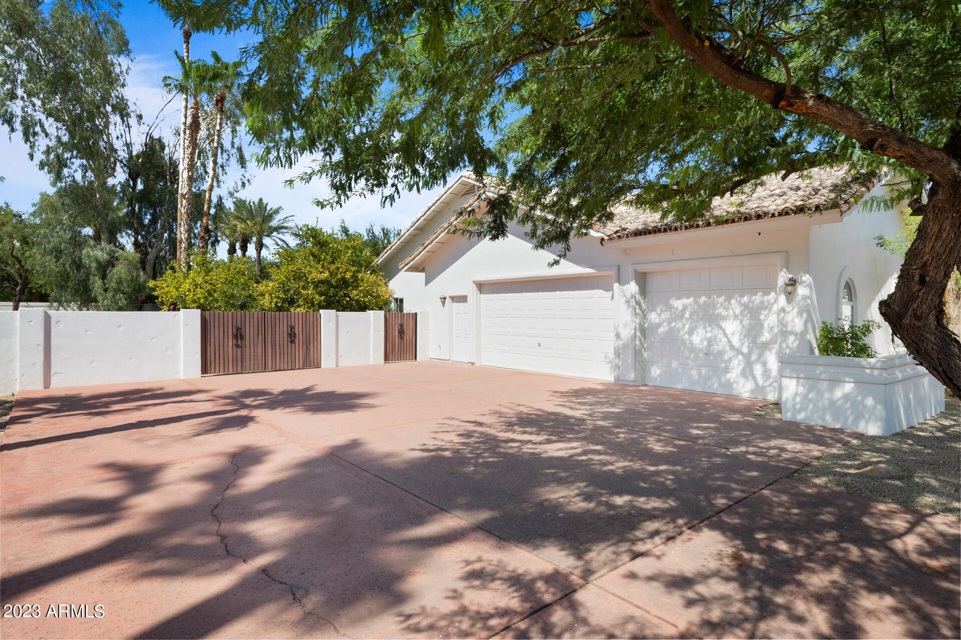 8532 E ASTER Drive