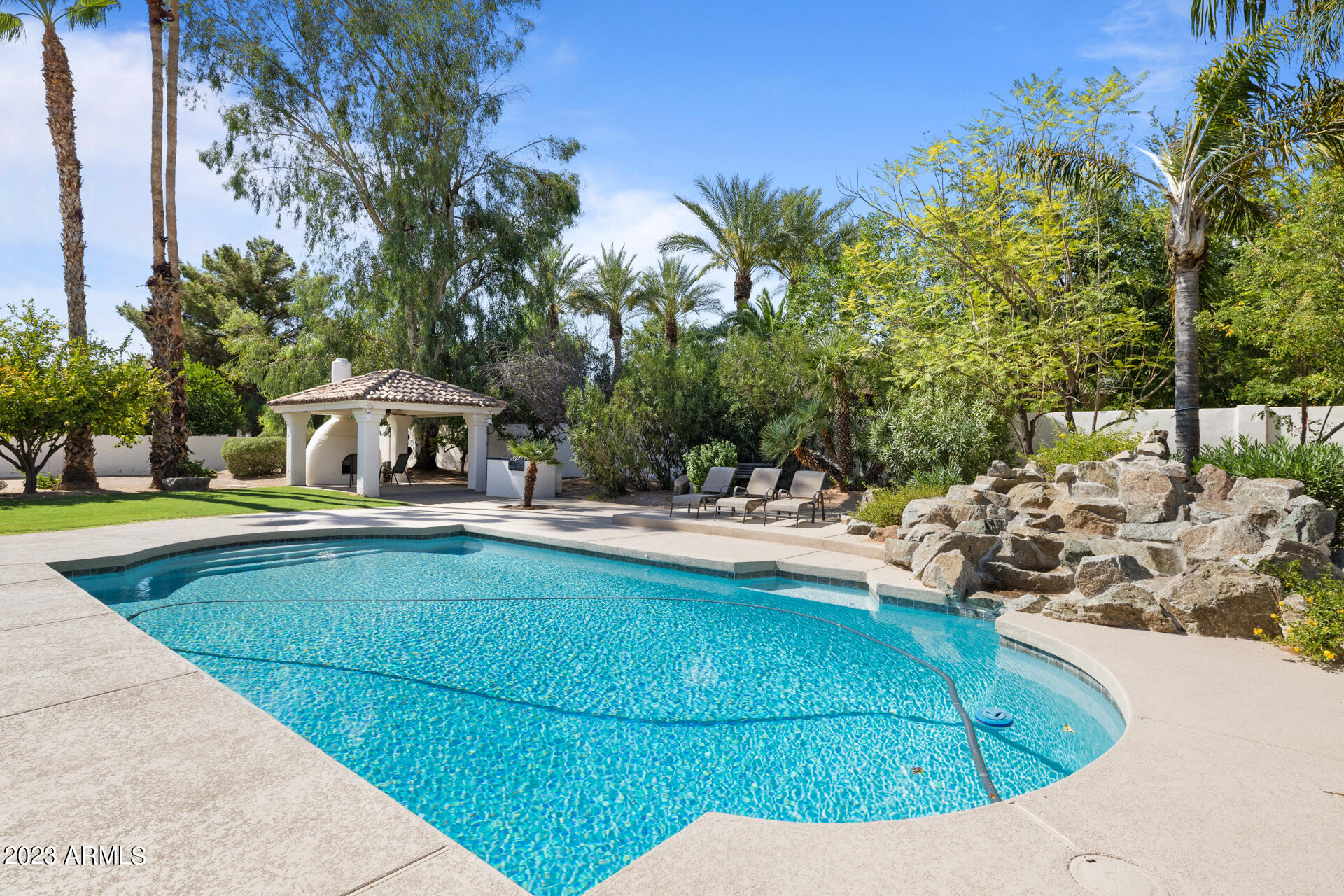 8532 E ASTER Drive