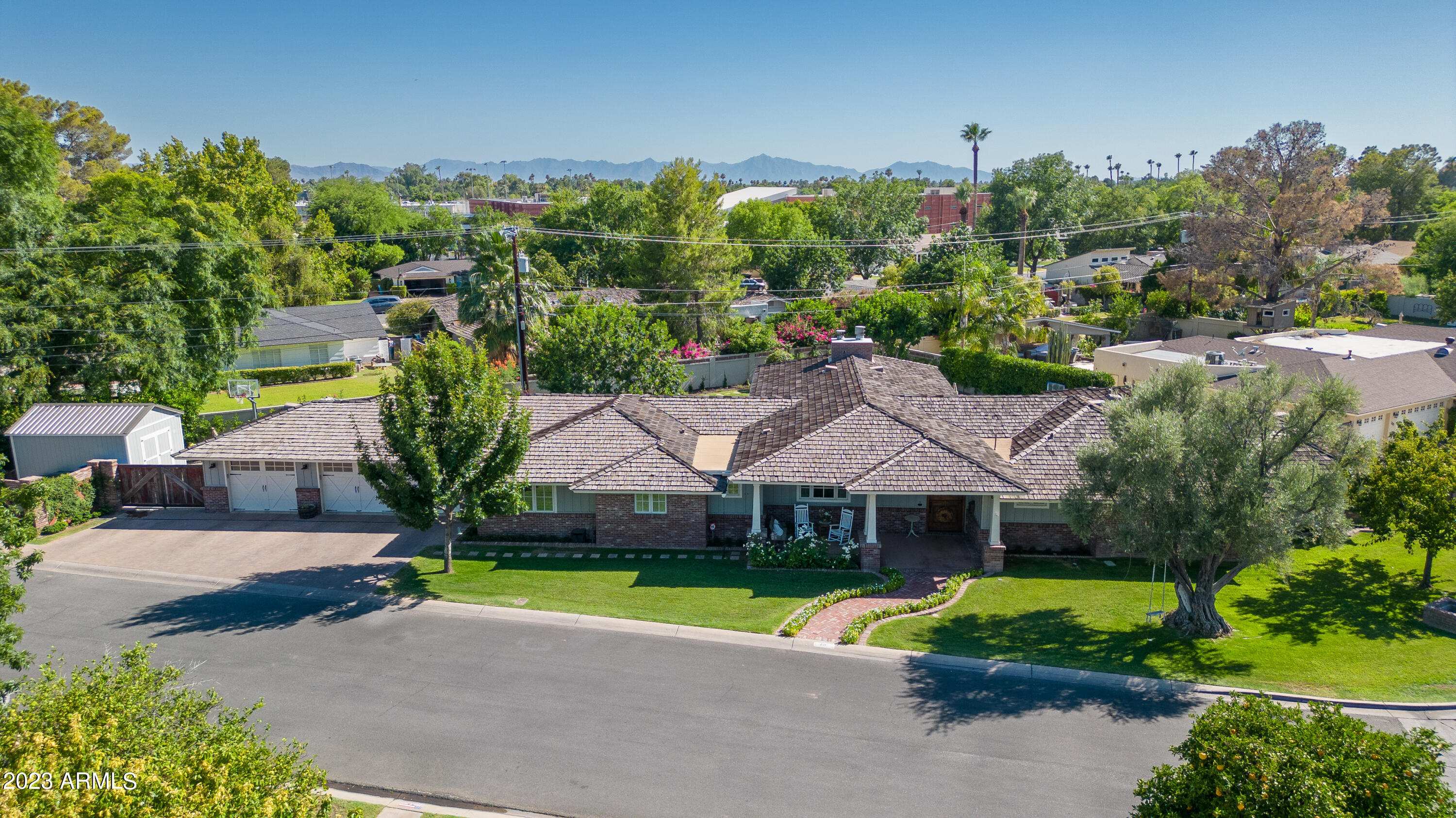 201 W LAMAR Road