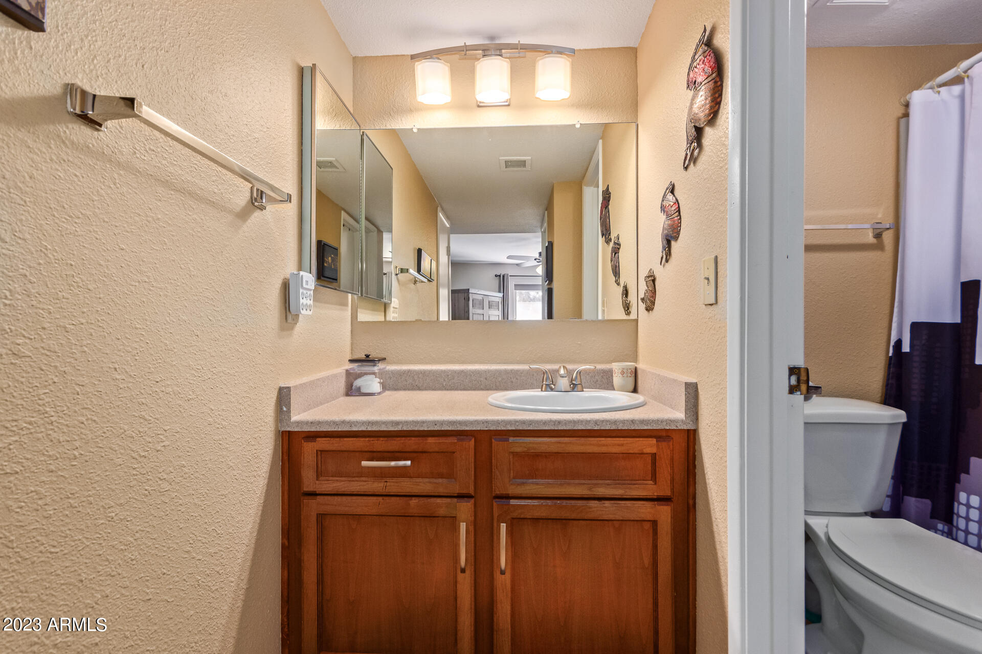 4444 E PARADISE VILLAGE Parkway N Unit: 107
