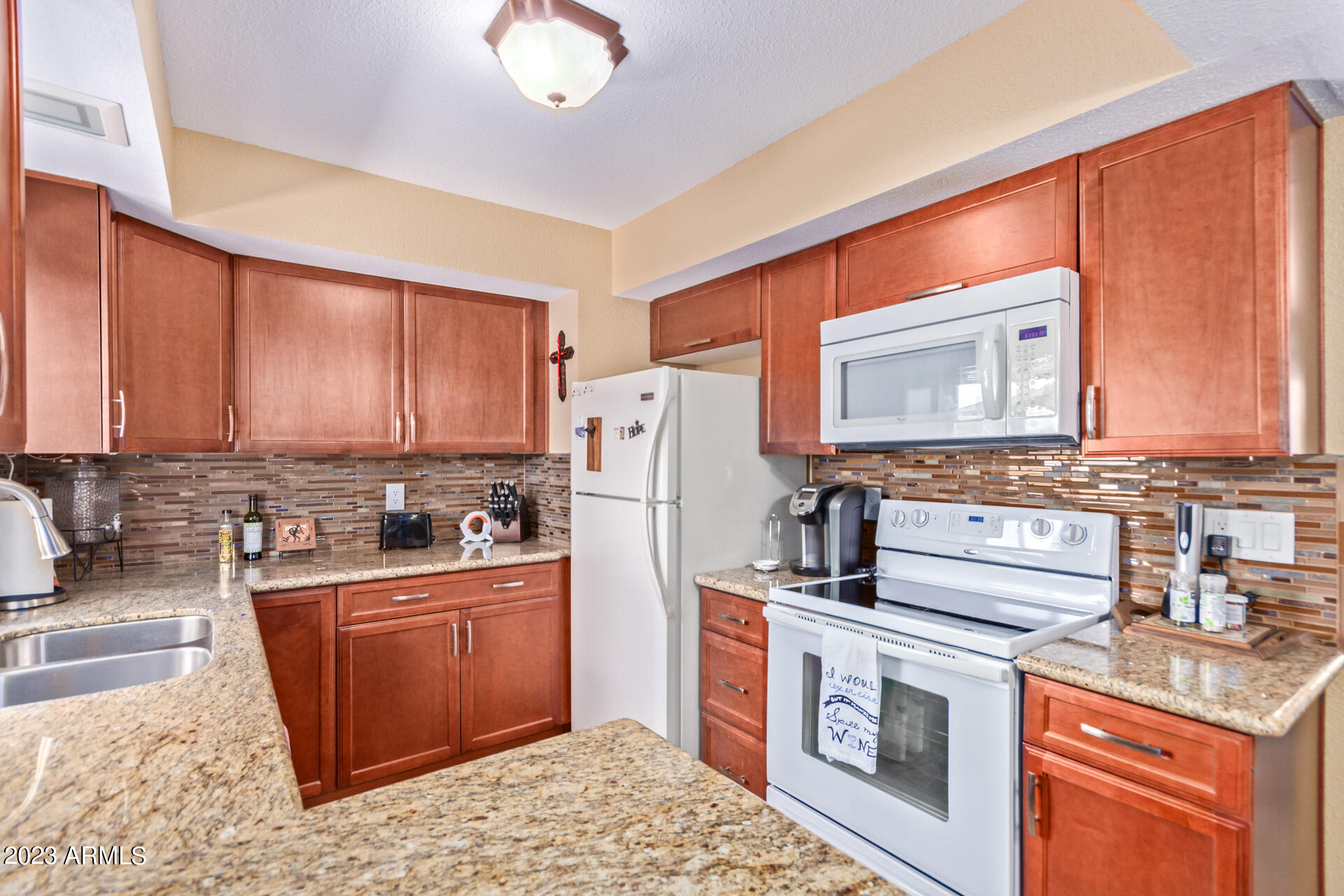4444 E PARADISE VILLAGE Parkway N Unit: 107