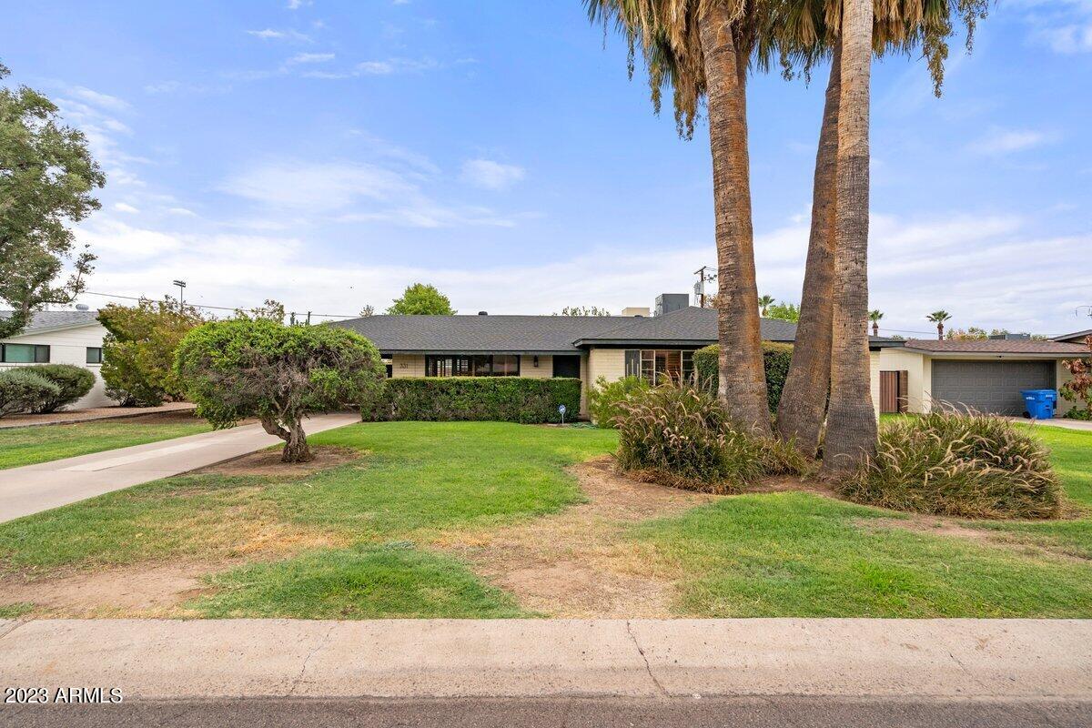 331 E PIERSON Street