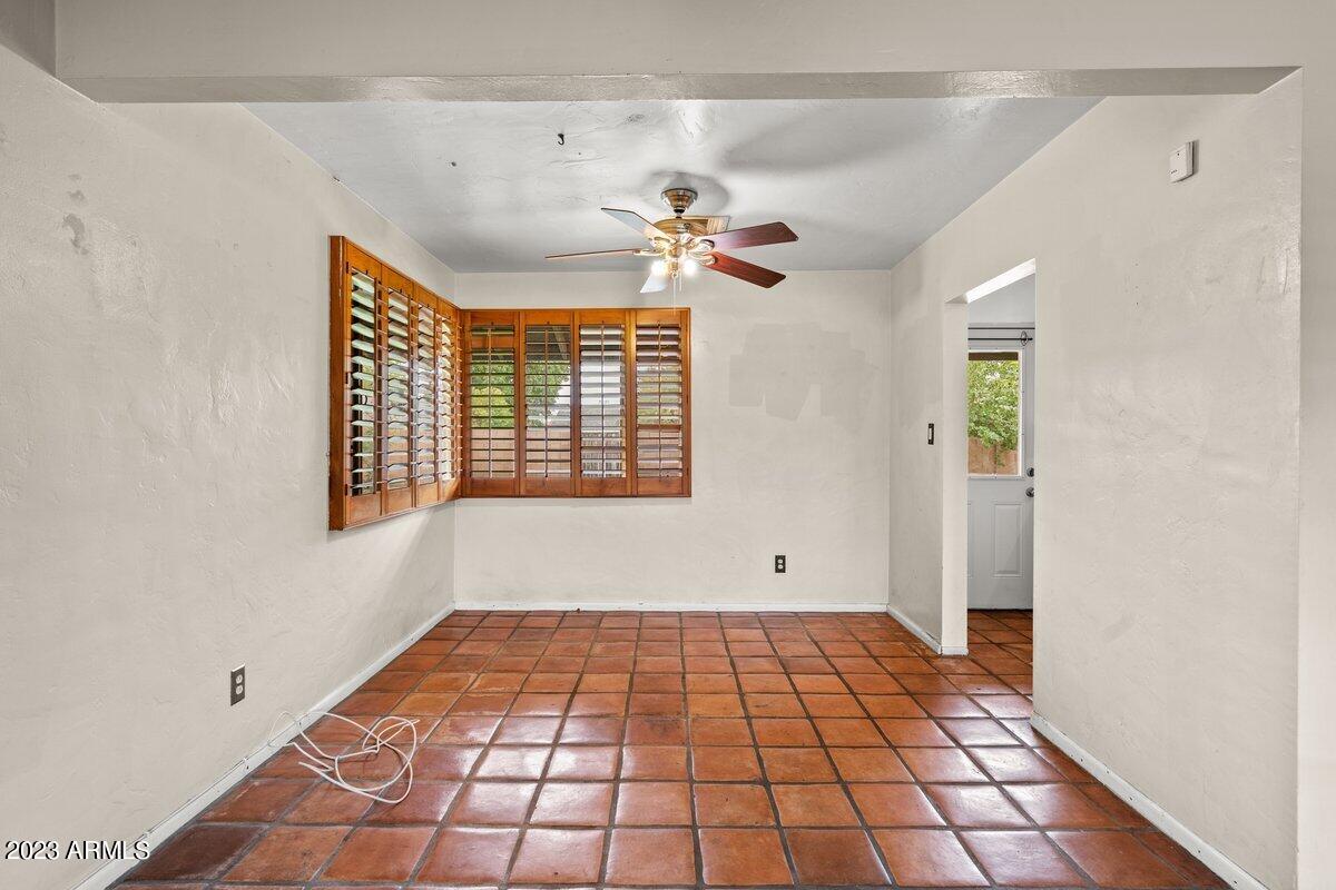 331 E PIERSON Street