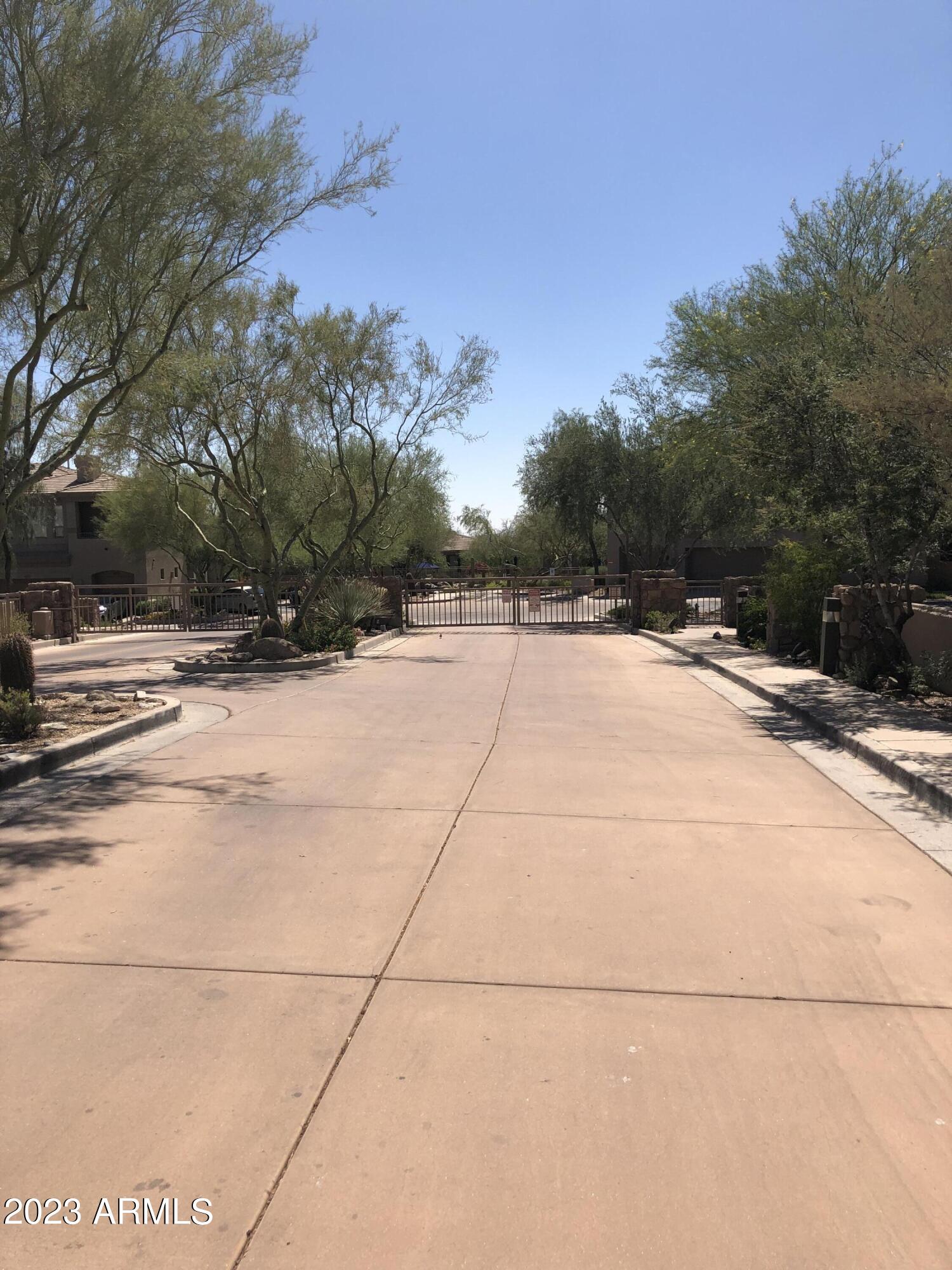 16420 N THOMPSON PEAK Parkway Unit: 2015