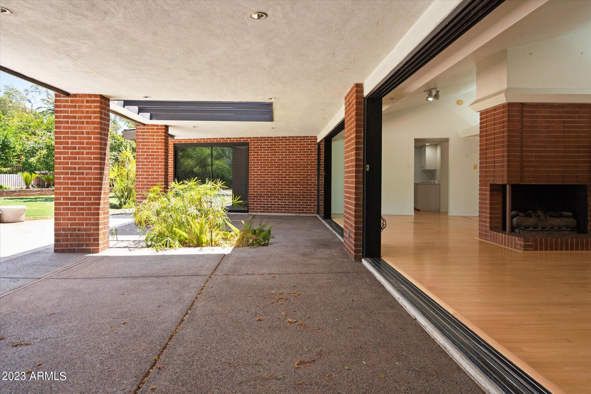 4828 E CALLE DEL MEDIO --