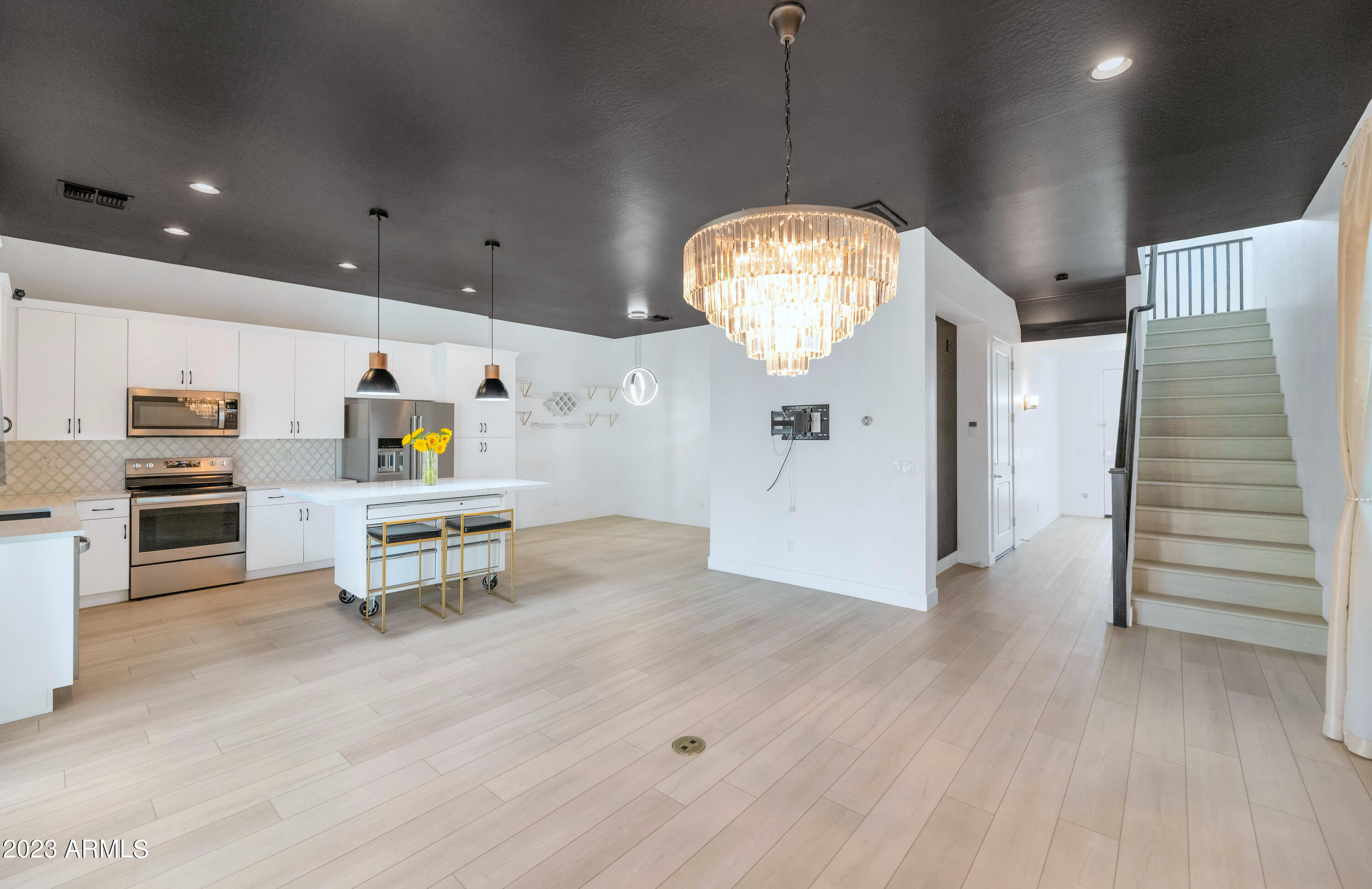 3136 E CHERYL Drive