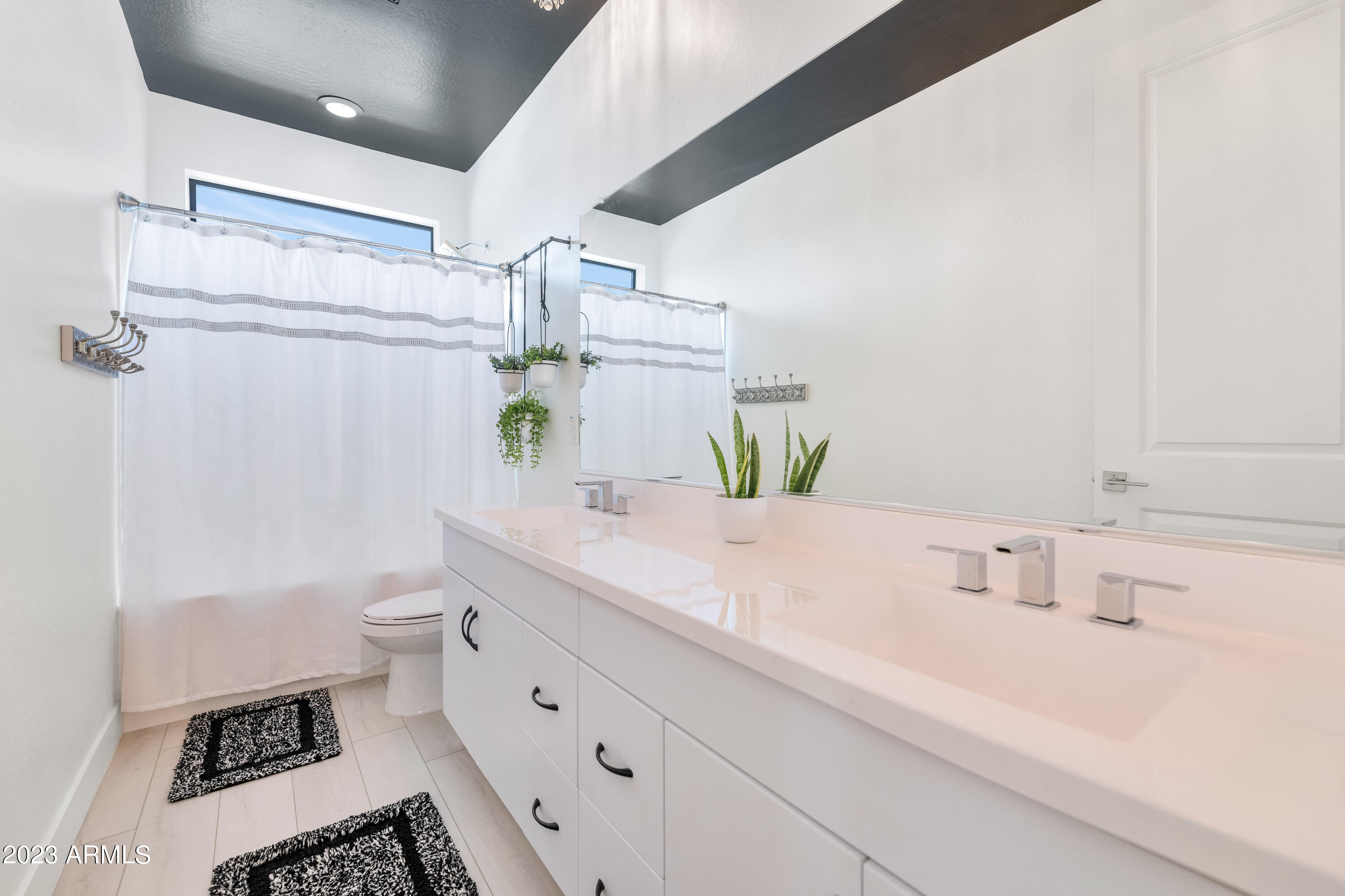 3136 E CHERYL Drive
