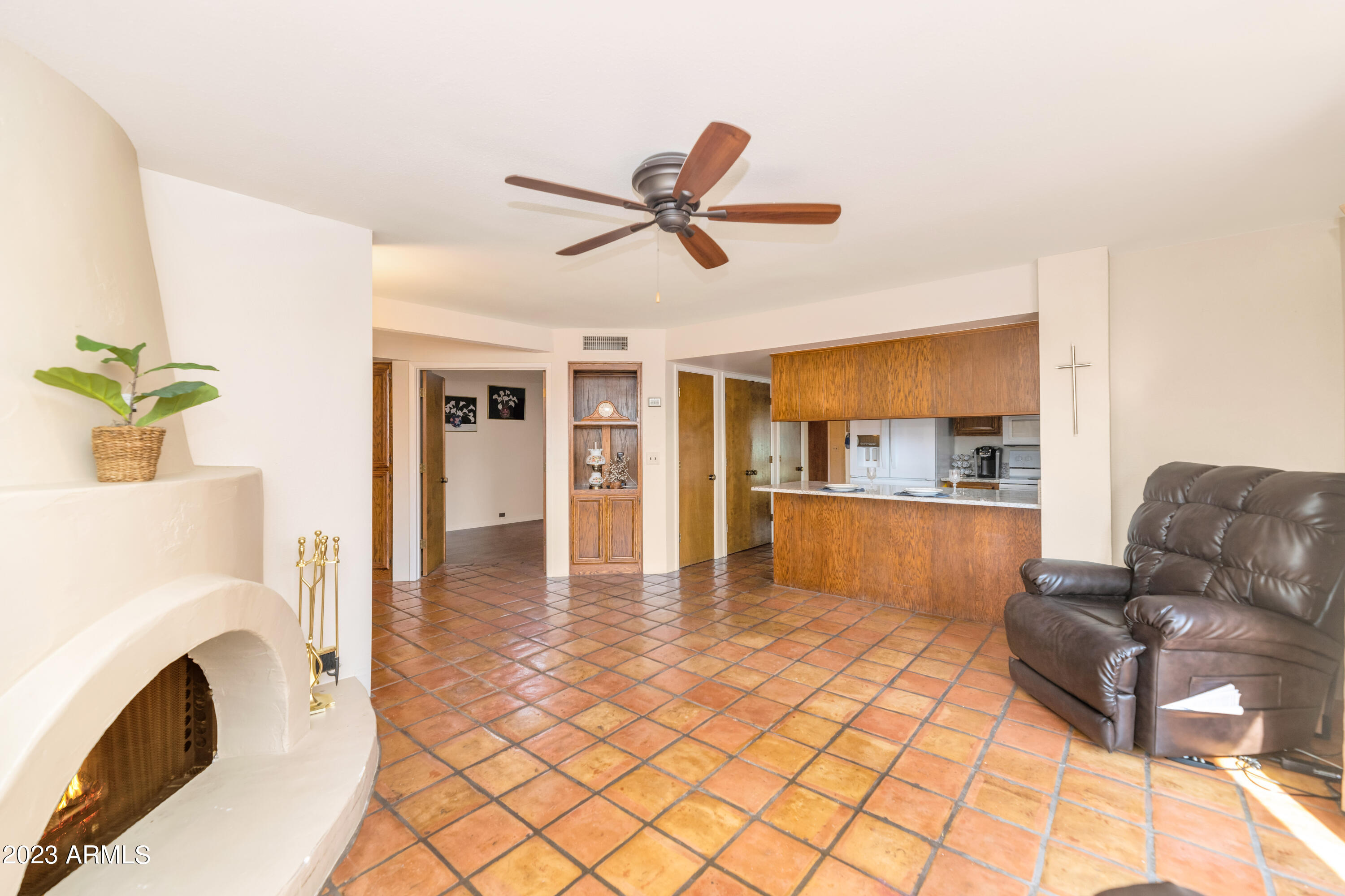10629 N 7TH Place