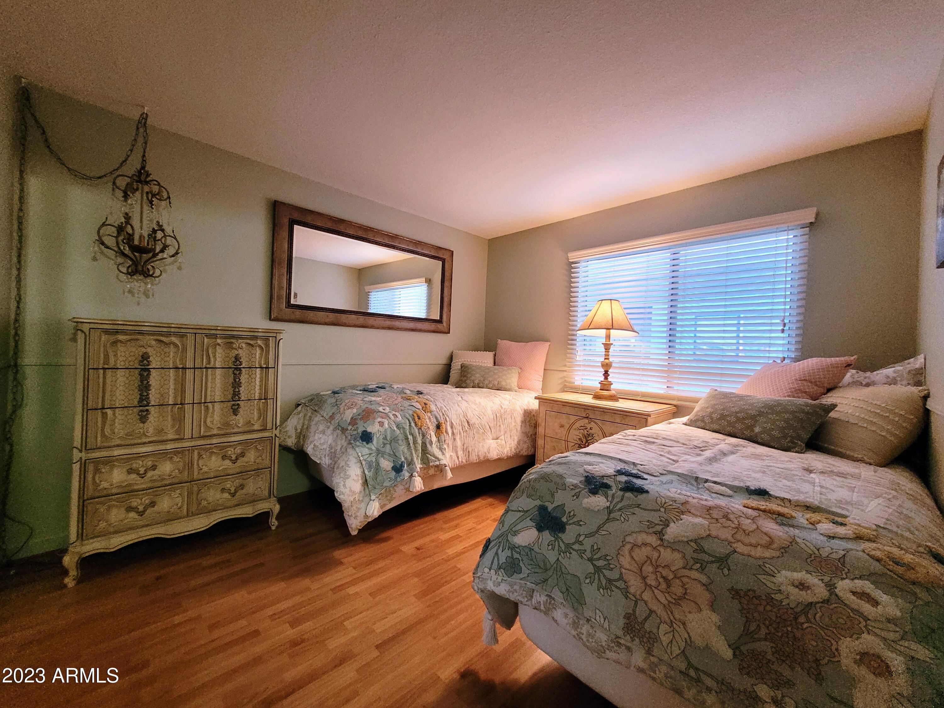 2228 E CAMPBELL Avenue Unit: 201