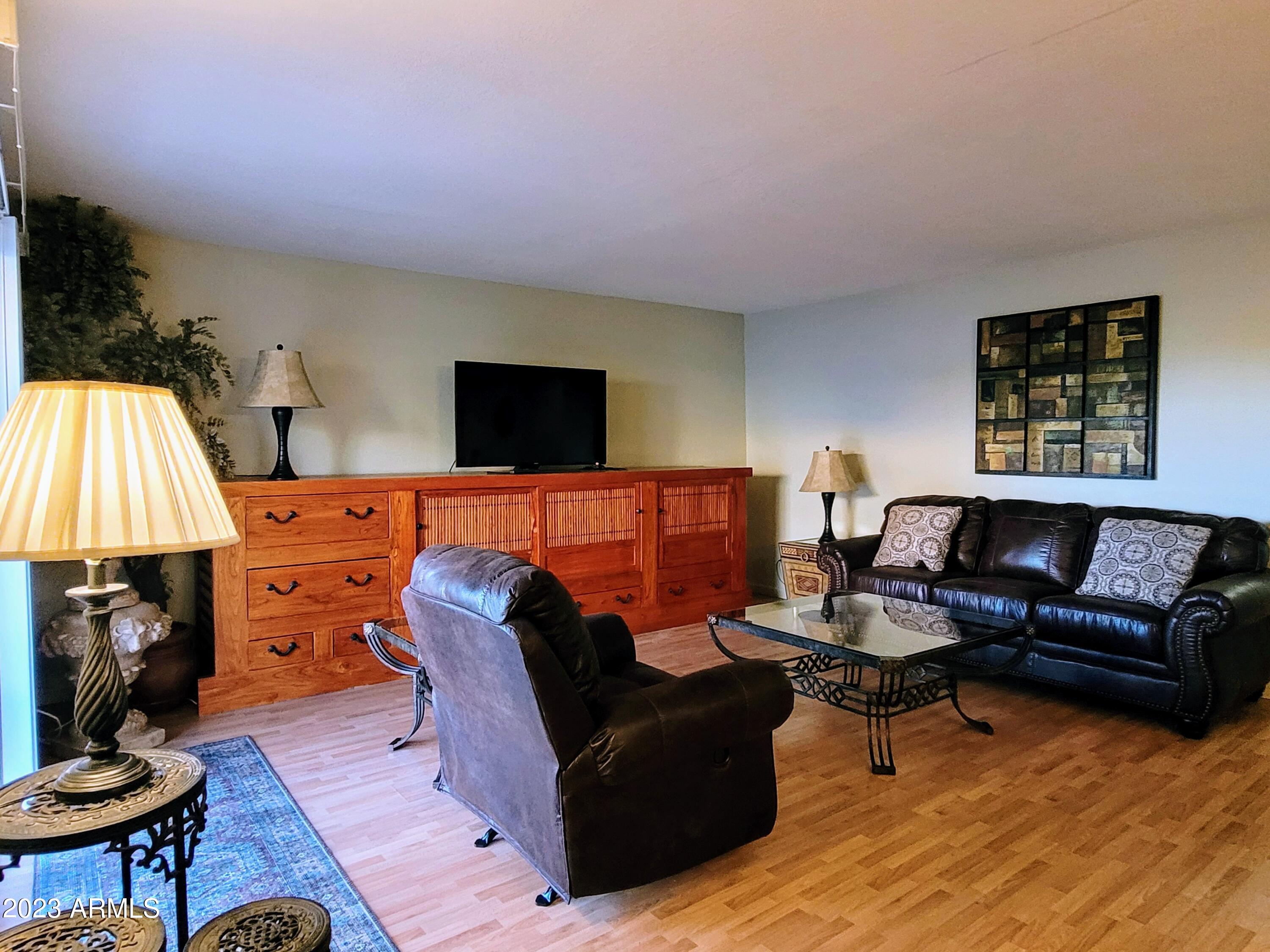 2228 E CAMPBELL Avenue Unit: 201