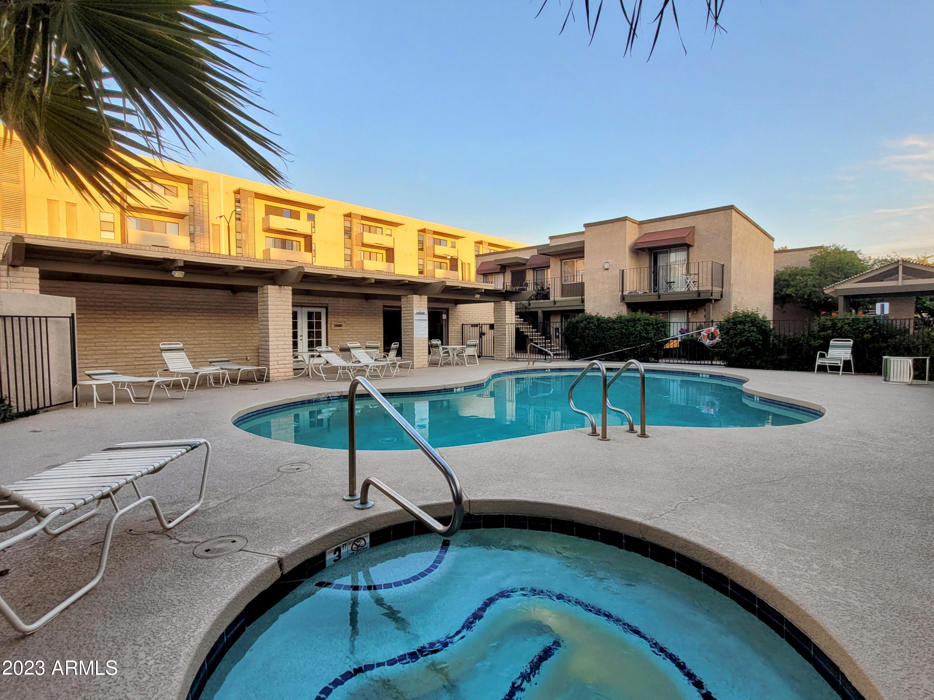 2228 E CAMPBELL Avenue Unit: 201