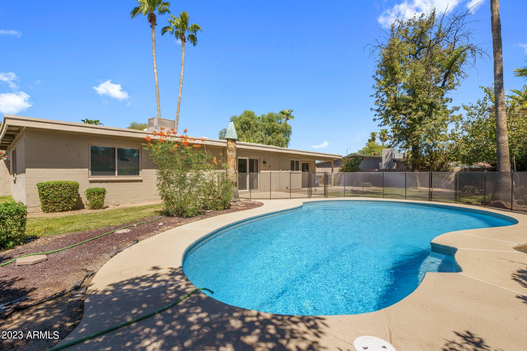 5139 E POINSETTIA Drive