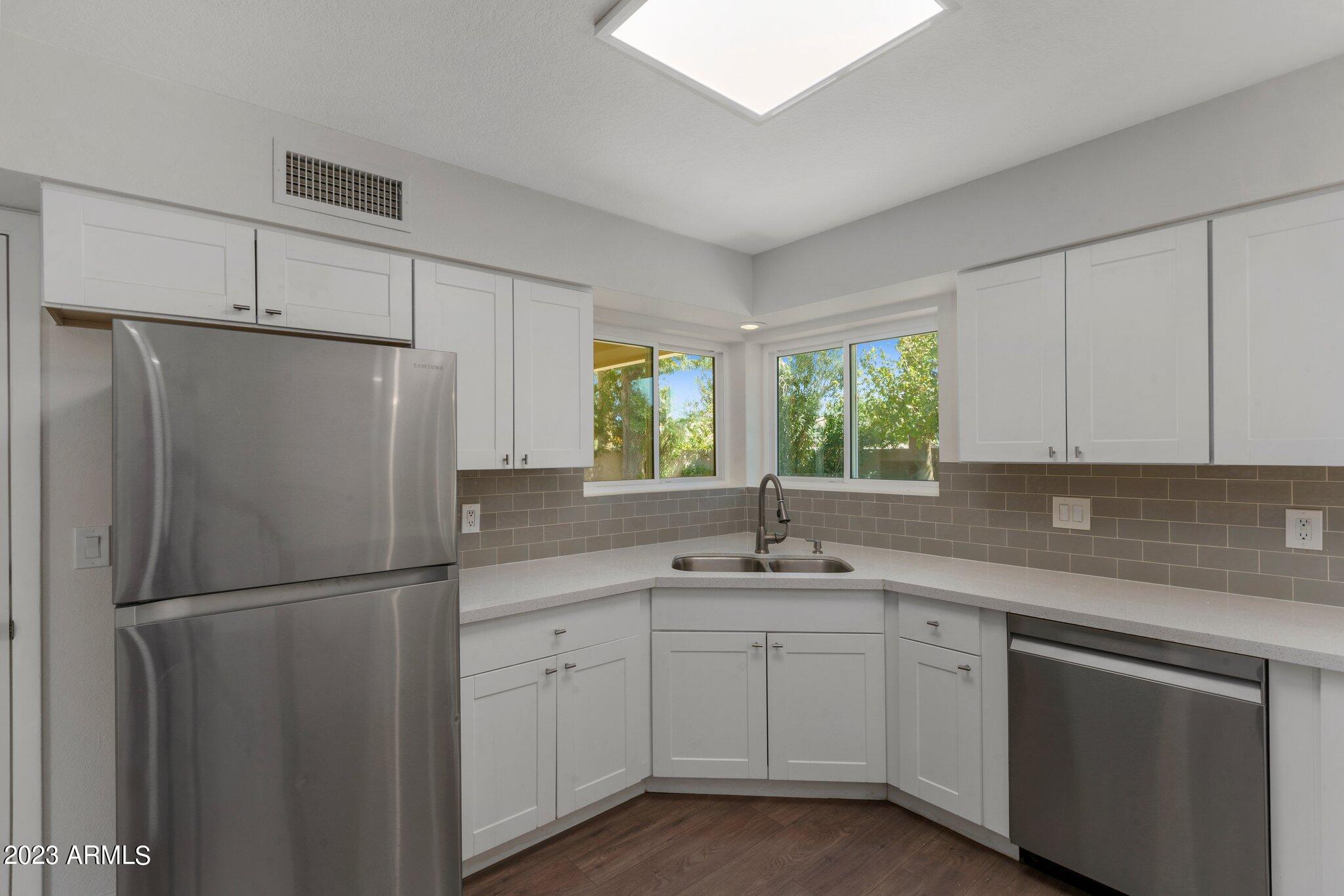 5139 E POINSETTIA Drive