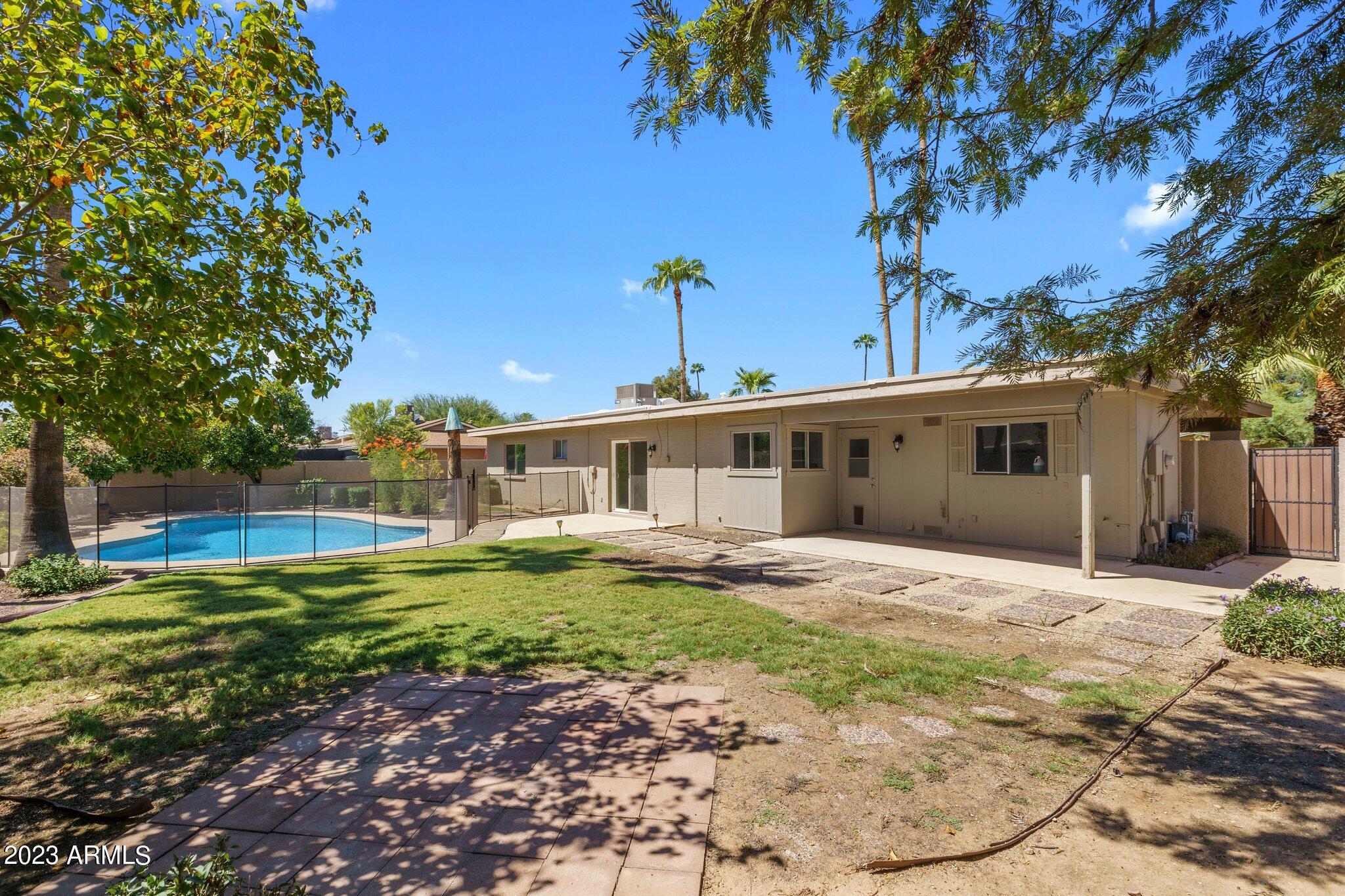 5139 E POINSETTIA Drive