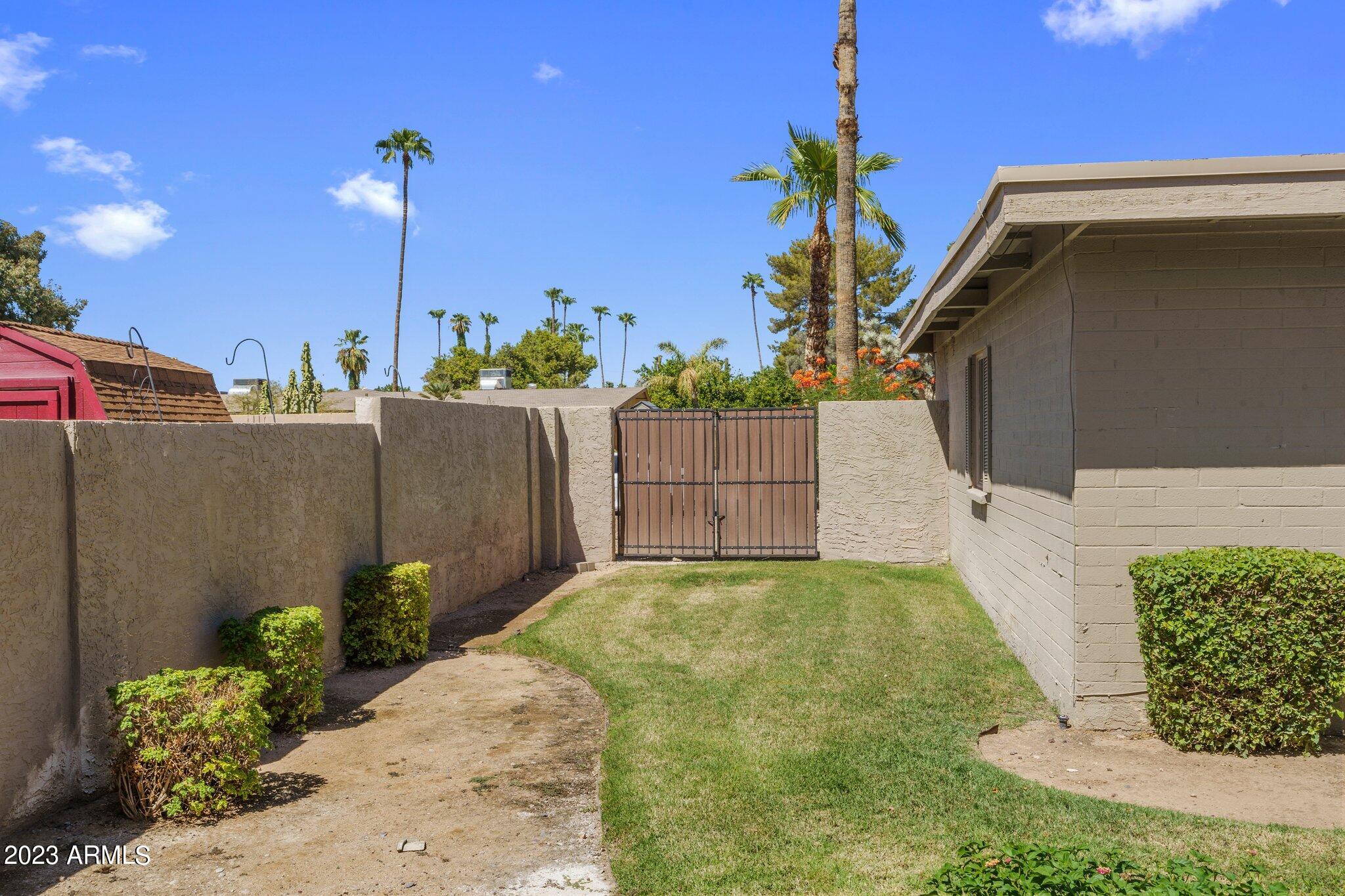 5139 E POINSETTIA Drive