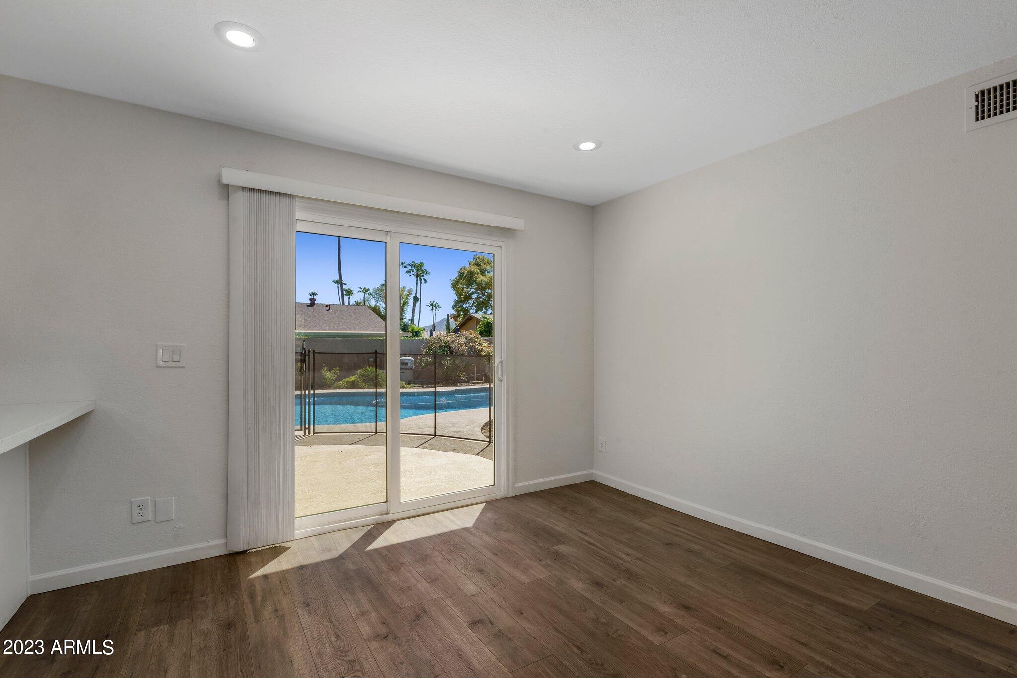5139 E POINSETTIA Drive