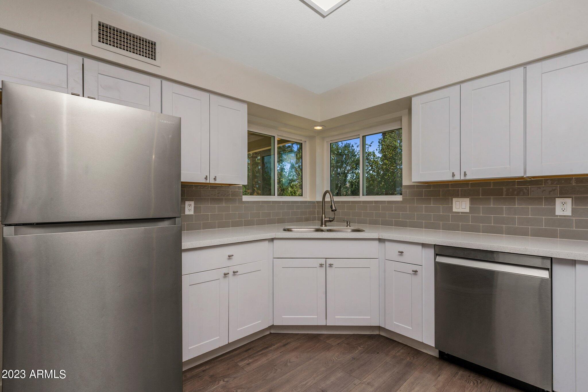 5139 E POINSETTIA Drive