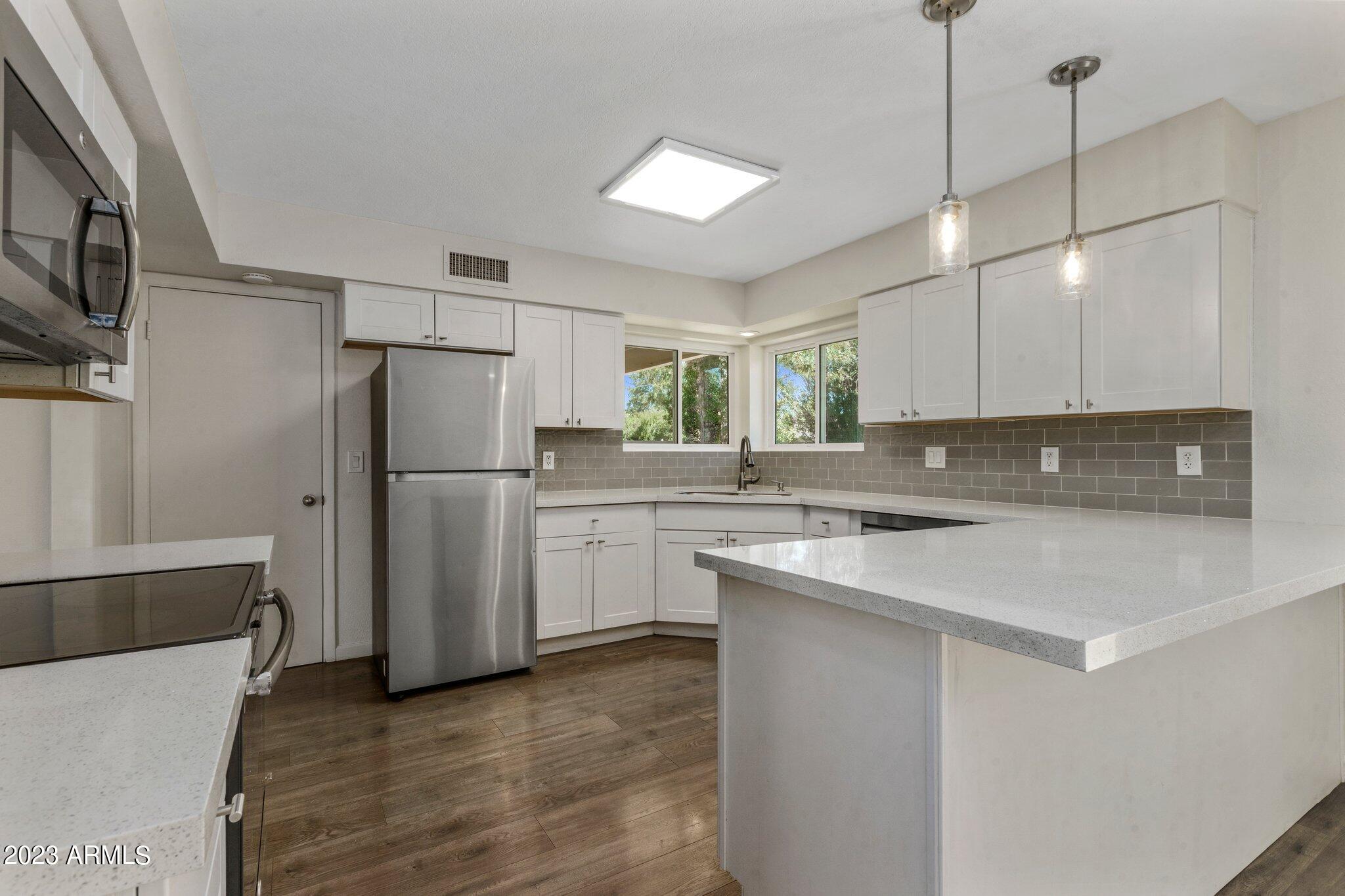 5139 E POINSETTIA Drive