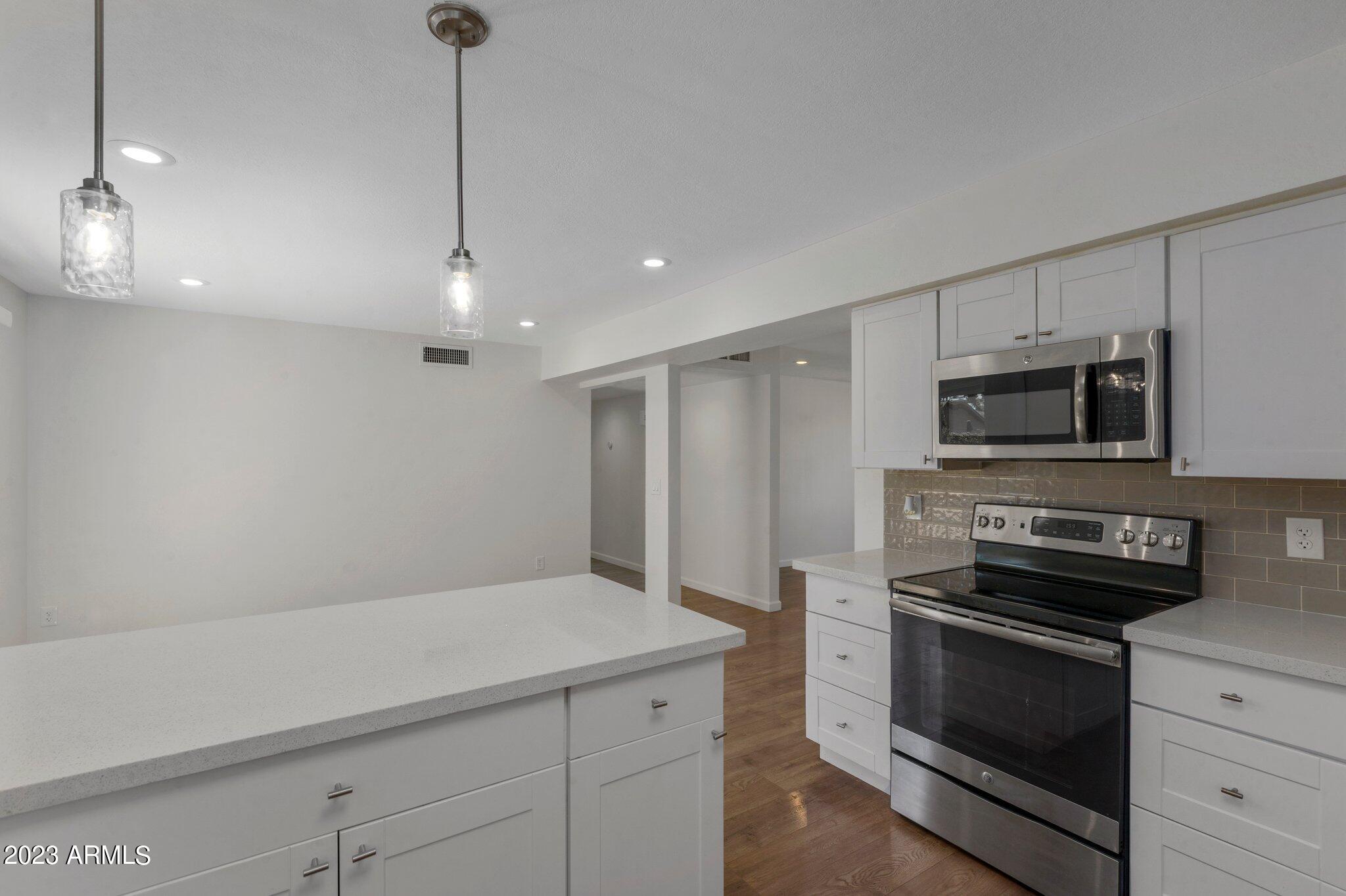 5139 E POINSETTIA Drive