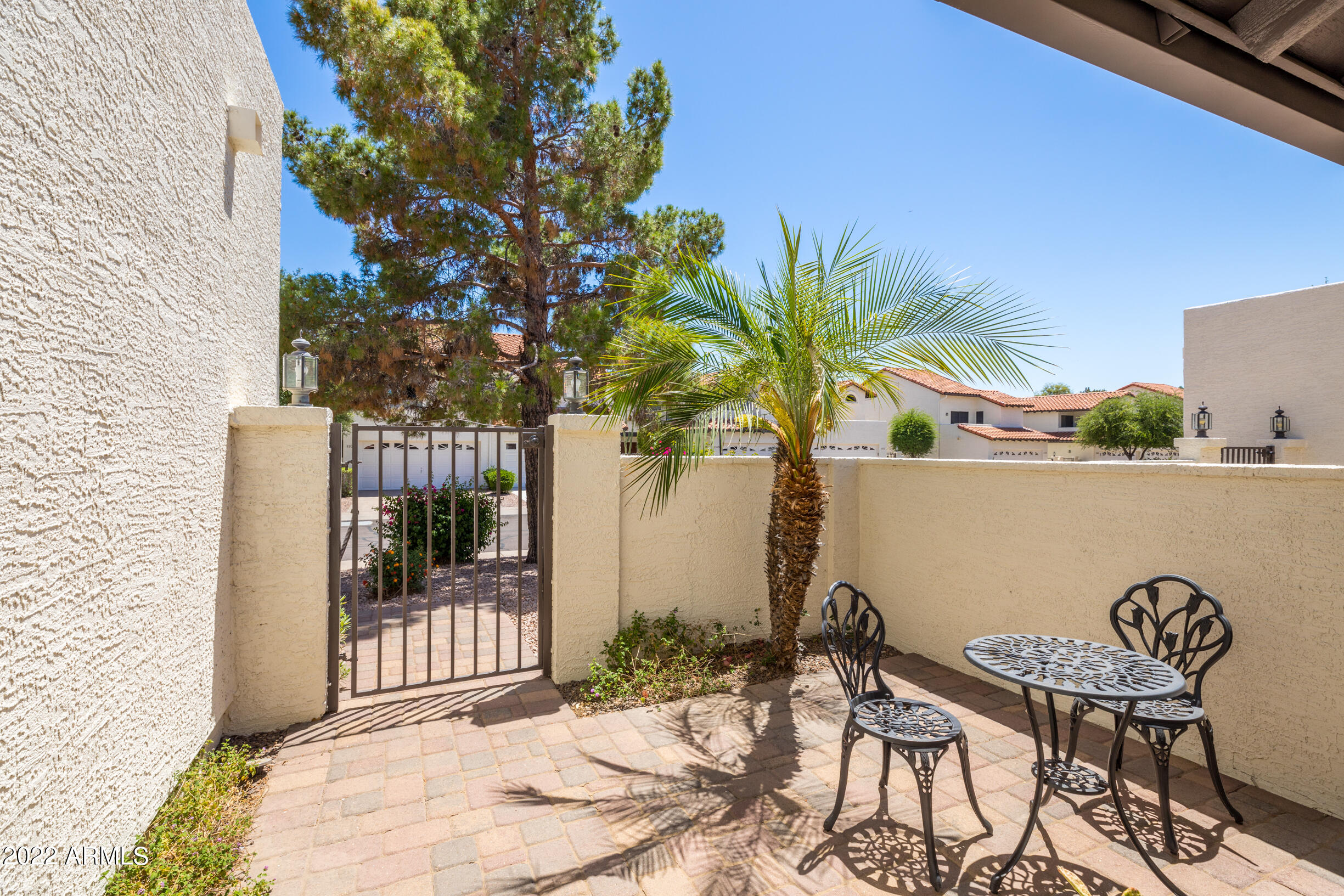 11011 N 92ND Street Unit: 1052