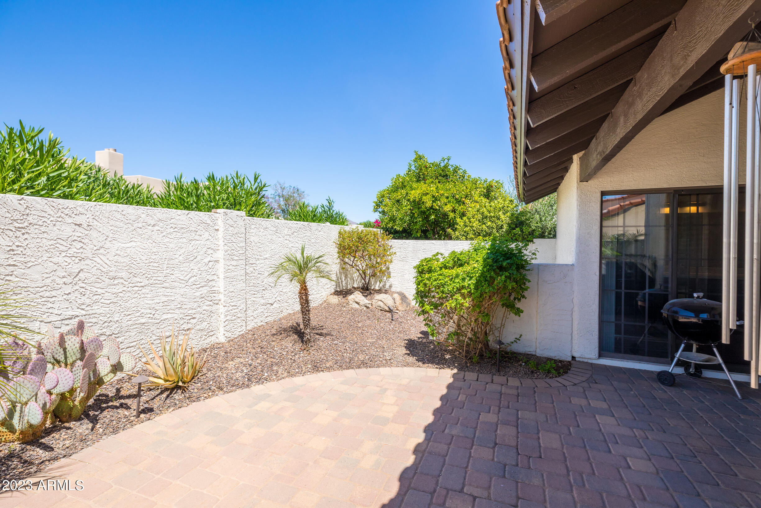 11011 N 92ND Street Unit: 1052