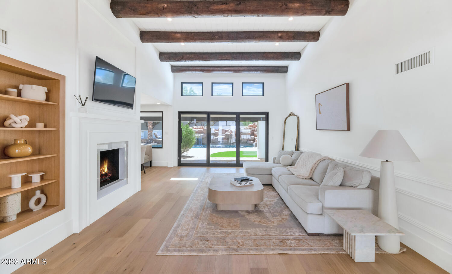 5215 N 45TH Place