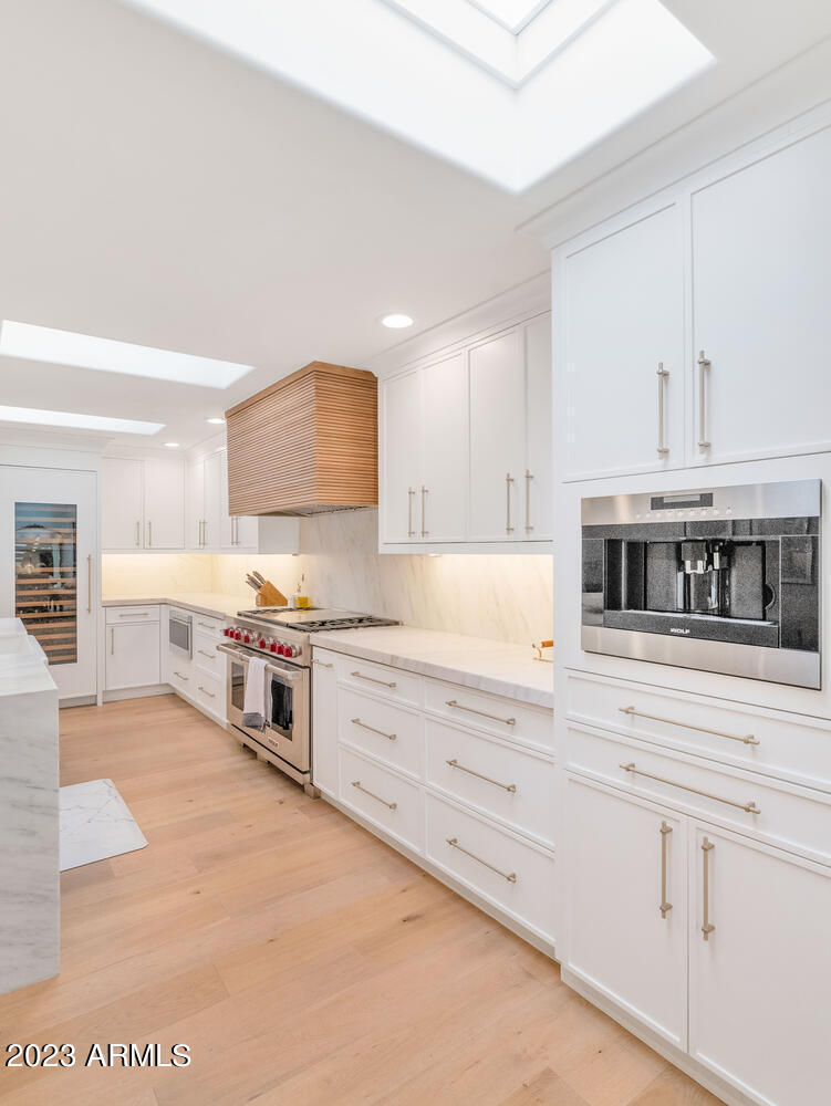 5215 N 45TH Place