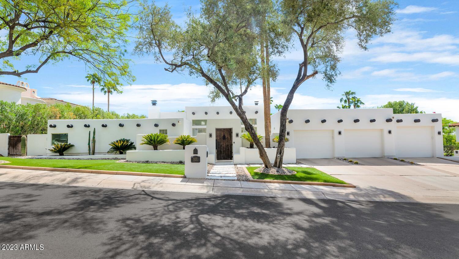 5215 N 45TH Place