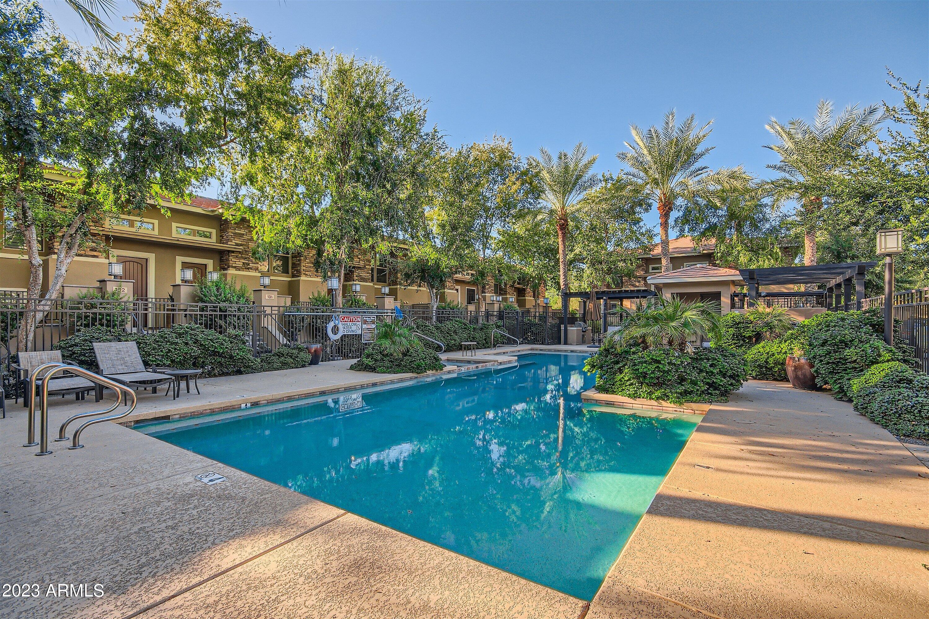 5550 N 16TH Street Unit: 113