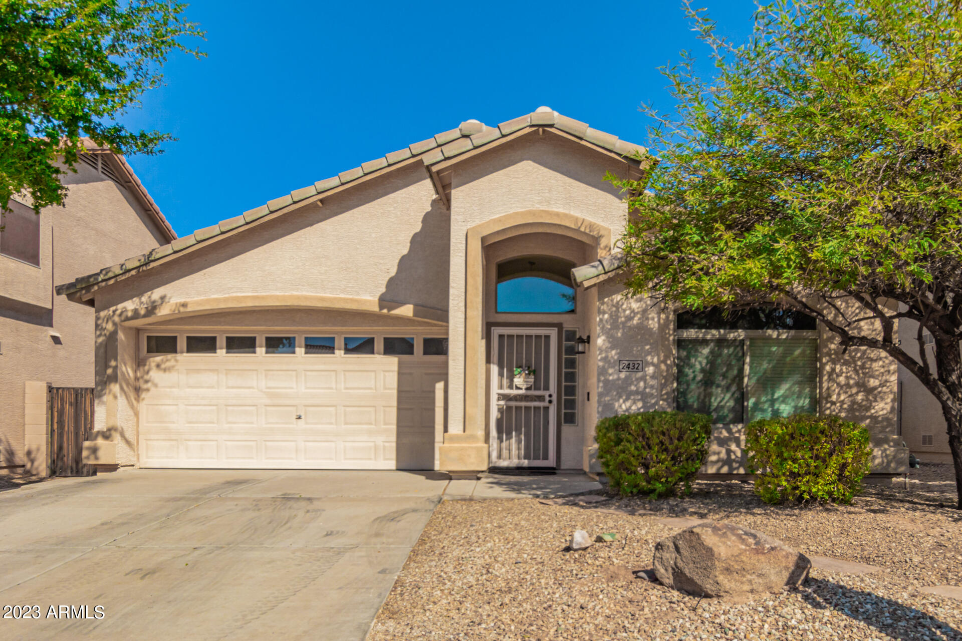 2432 W SILVER SAGE Lane