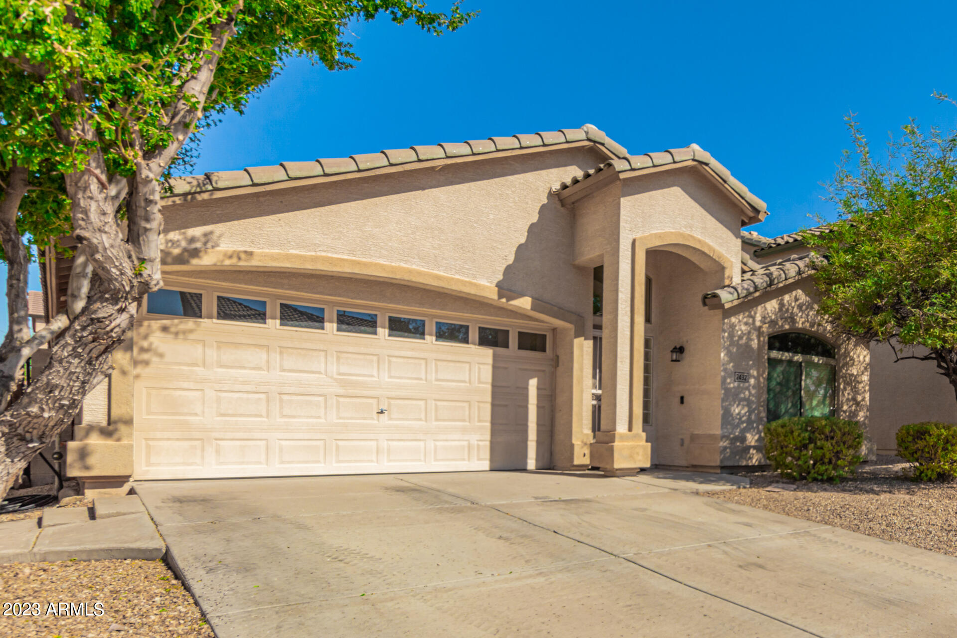2432 W SILVER SAGE Lane