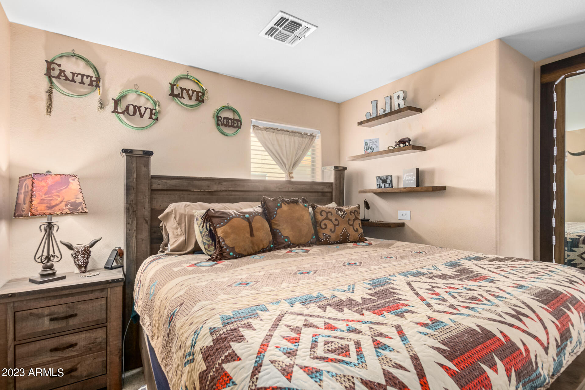 2432 W SILVER SAGE Lane